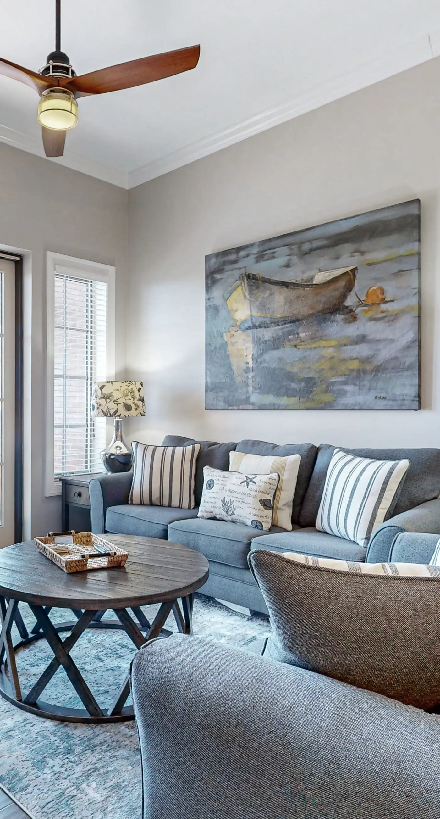 Elegant condo with 2 community pools, hot tub, & beach access across the road