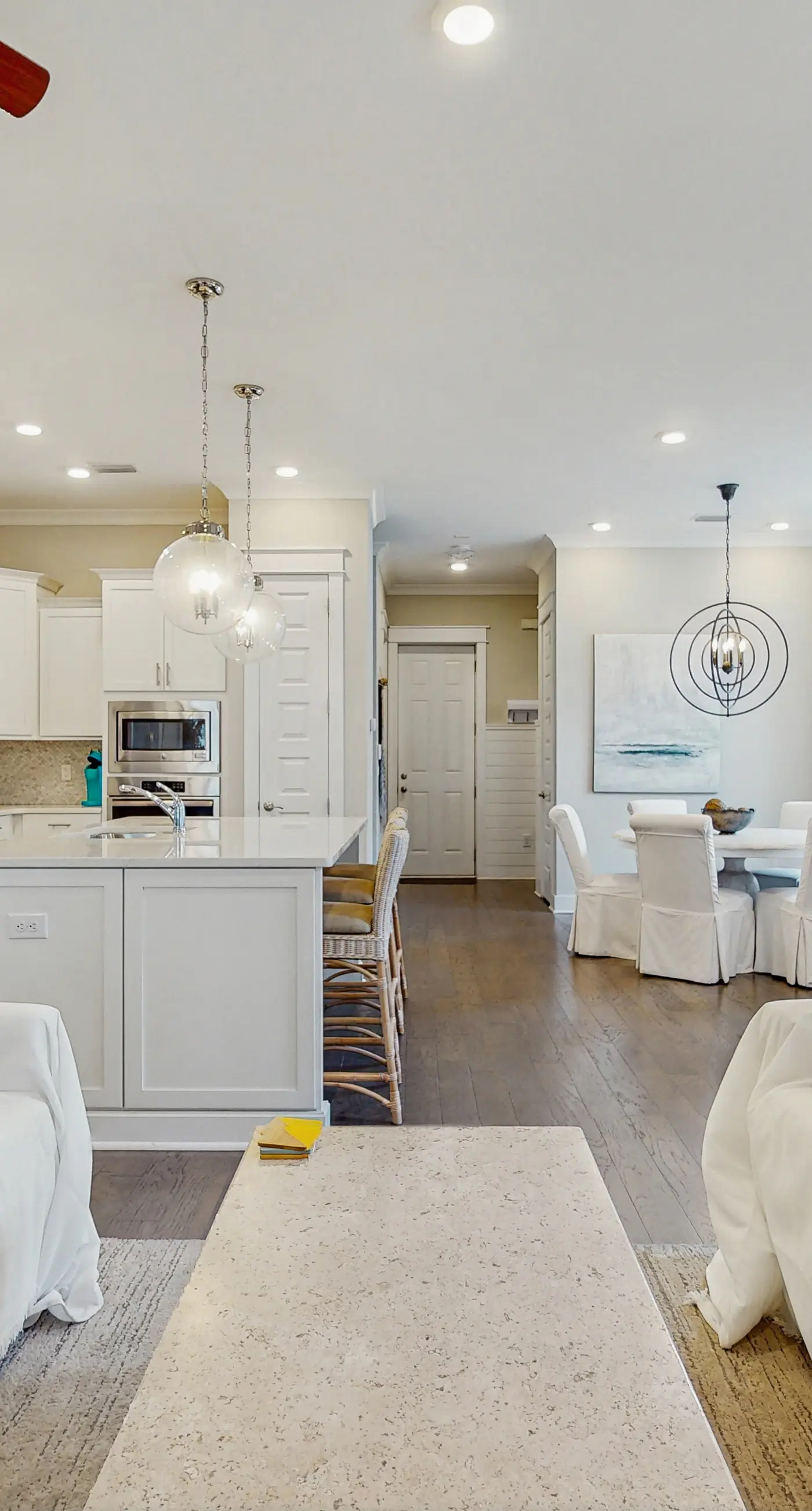 Prominence townhome with 2 Golf Carts, 4 Bikes, Shared Pool