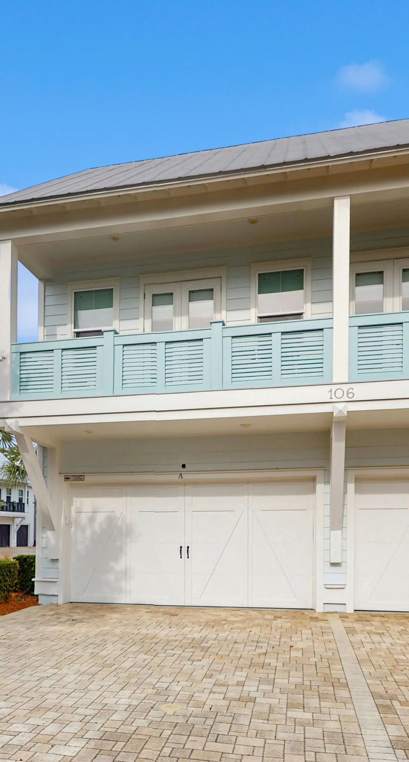 Prominence townhome with 2 Golf Carts, 4 Bikes, Shared Pool