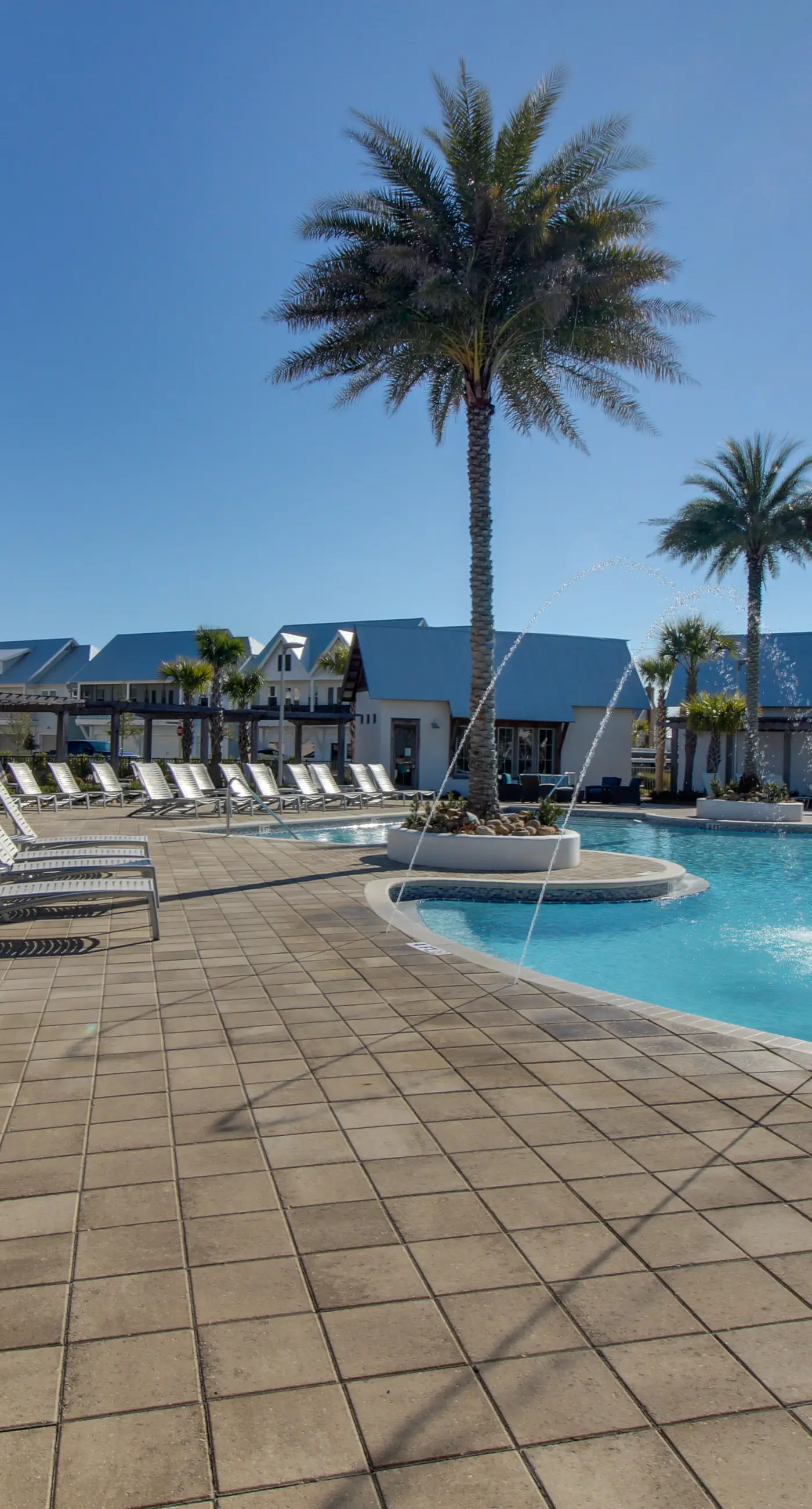 Prominence townhome with 2 Golf Carts, 4 Bikes, Shared Pool