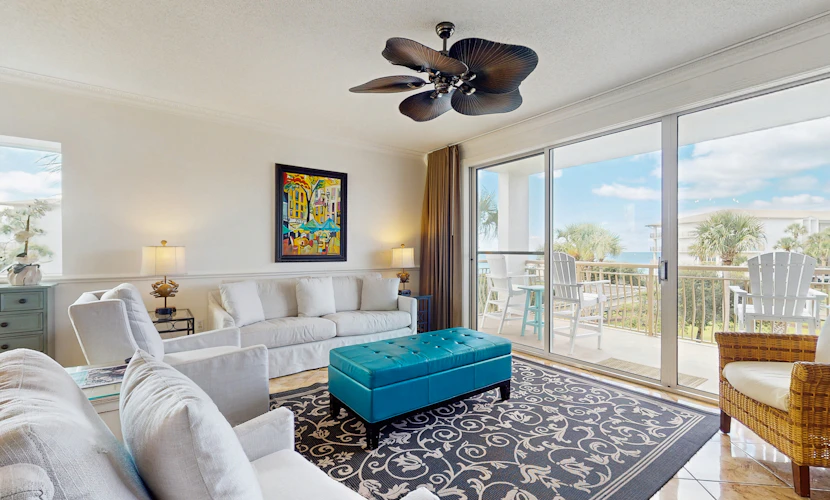 Amazing High Pointe condo with grill, hot tub, pool, tennis & pickleball