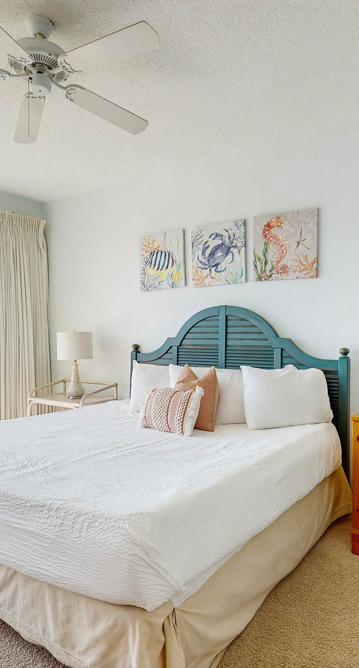 Spacious getaway with Gulf view, beach access, tennis & pickleball