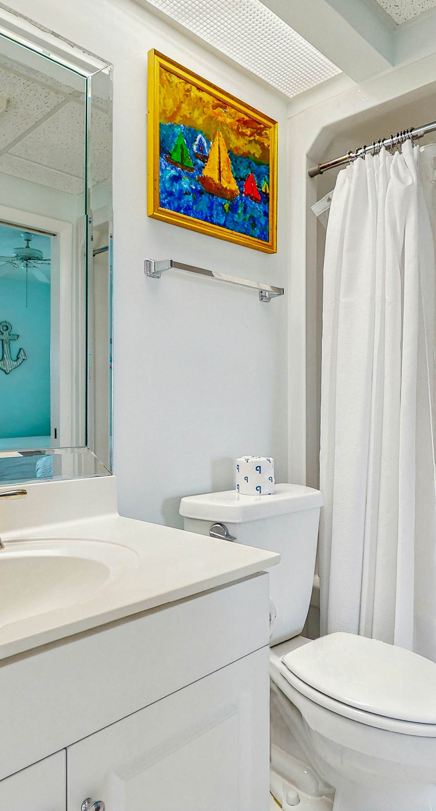 Spacious getaway with Gulf view, beach access, tennis & pickleball