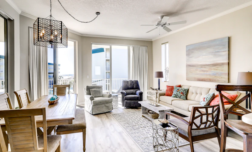 Beautiful 2nd-floor condo in Seagrove Beach with beach ambience & pickleball