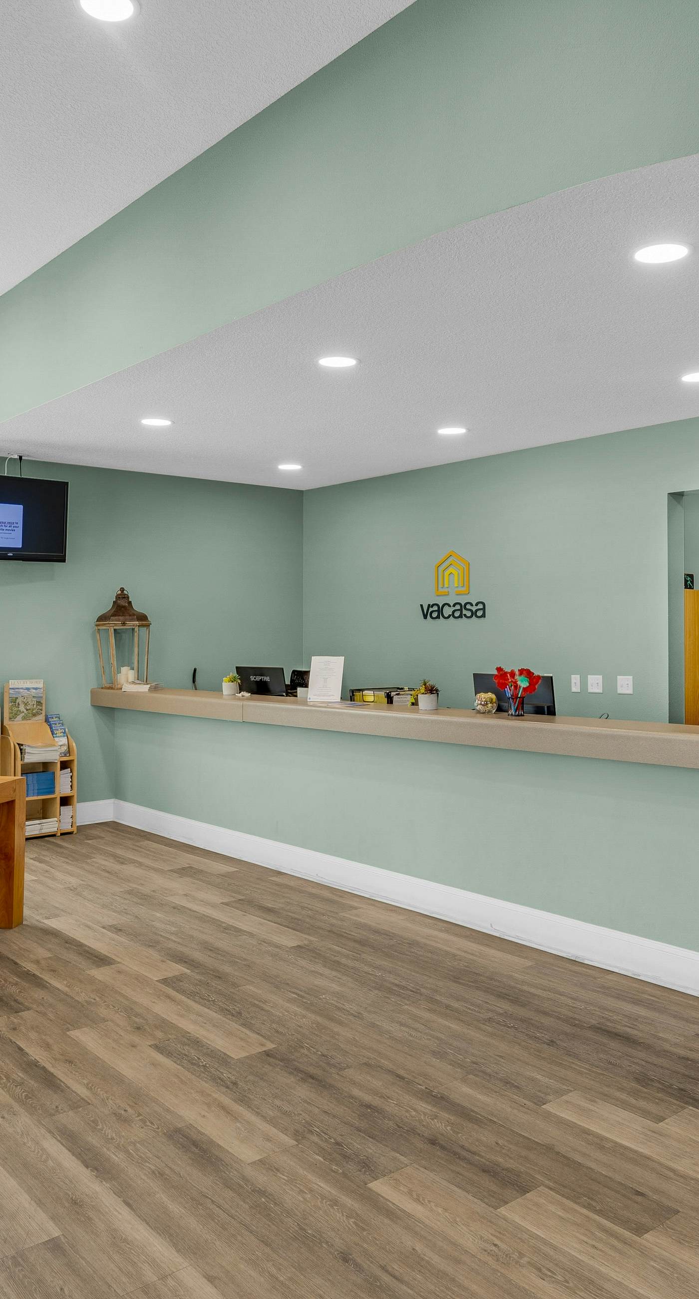 Beautiful 2nd-floor condo in Seagrove Beach with beach ambience & pickleball