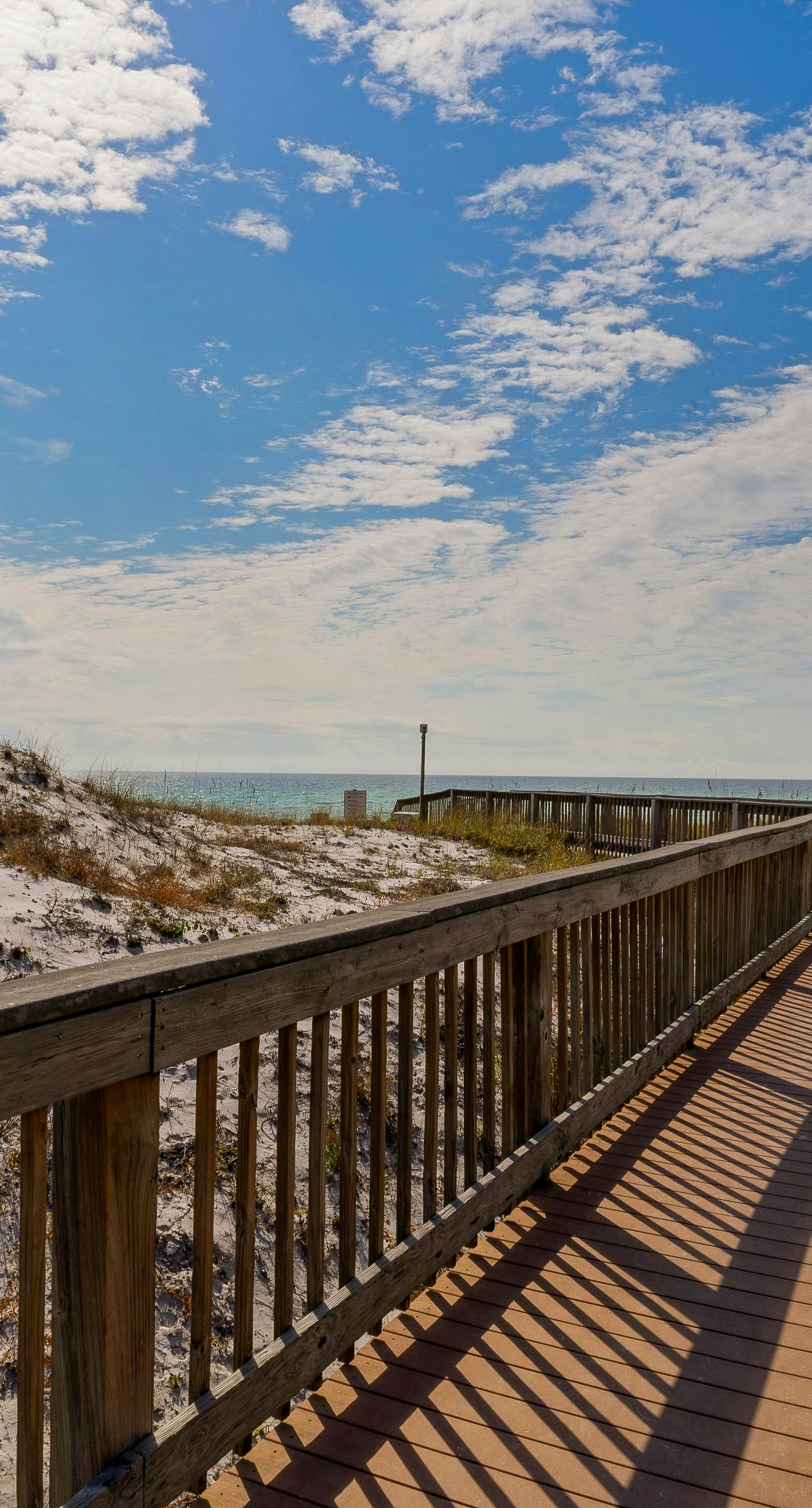 Beautiful 2nd-floor condo in Seagrove Beach with beach ambience & pickleball