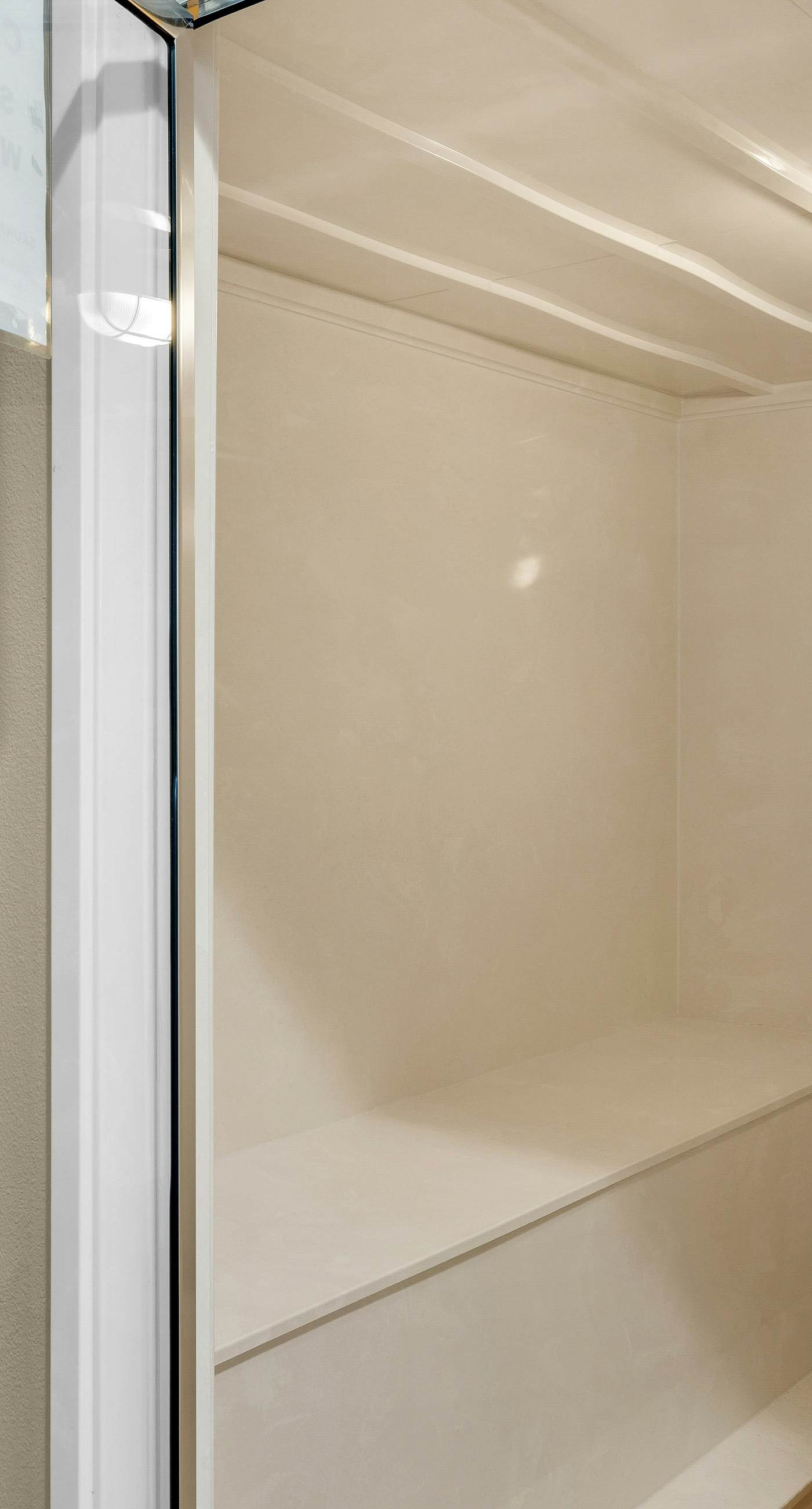 Gulf-front view & spacious condo with wraparound balcony & pickleball