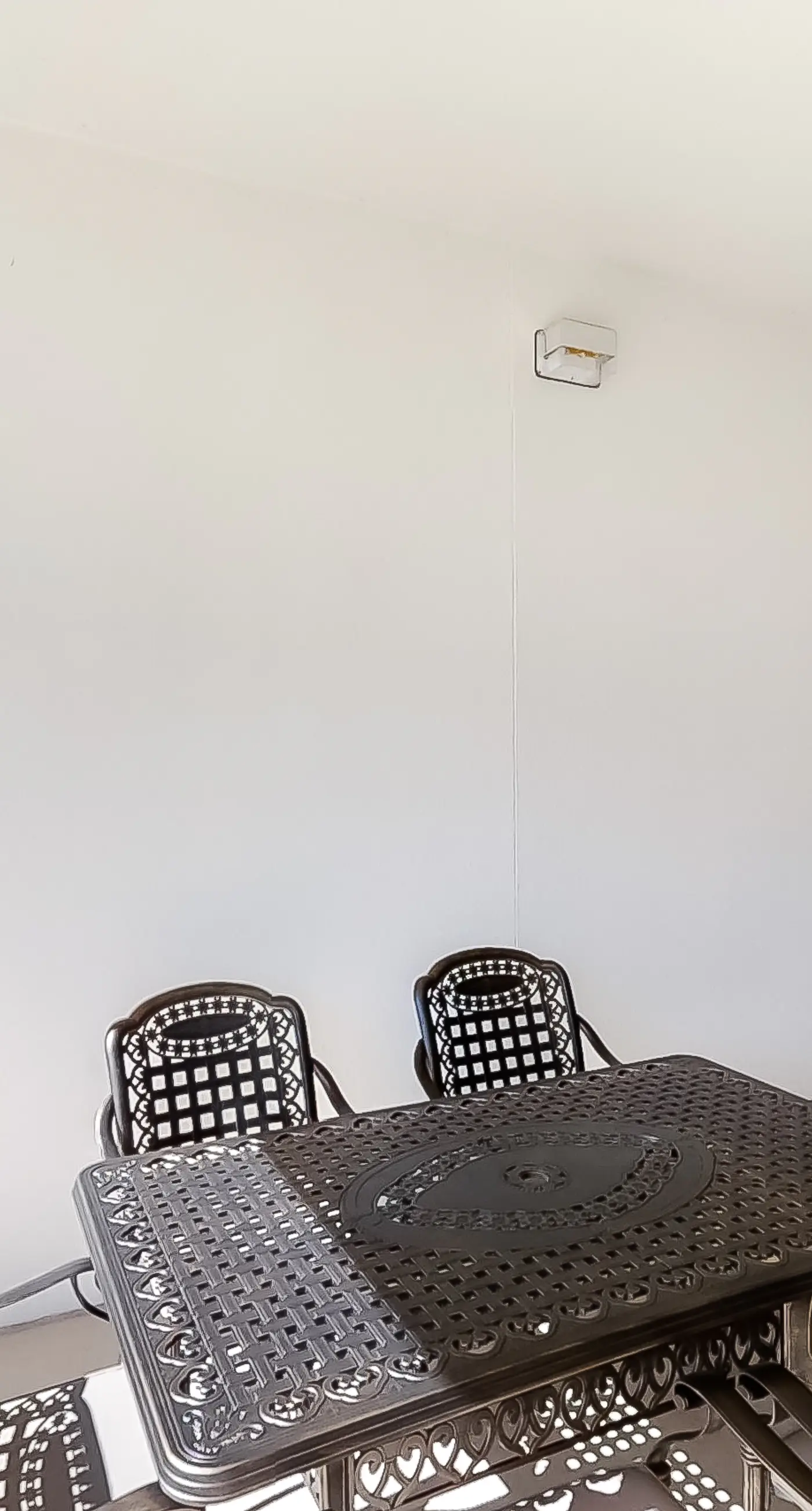 Magical 3rd-floor condo with pools, telescope for stargazing & pickleball