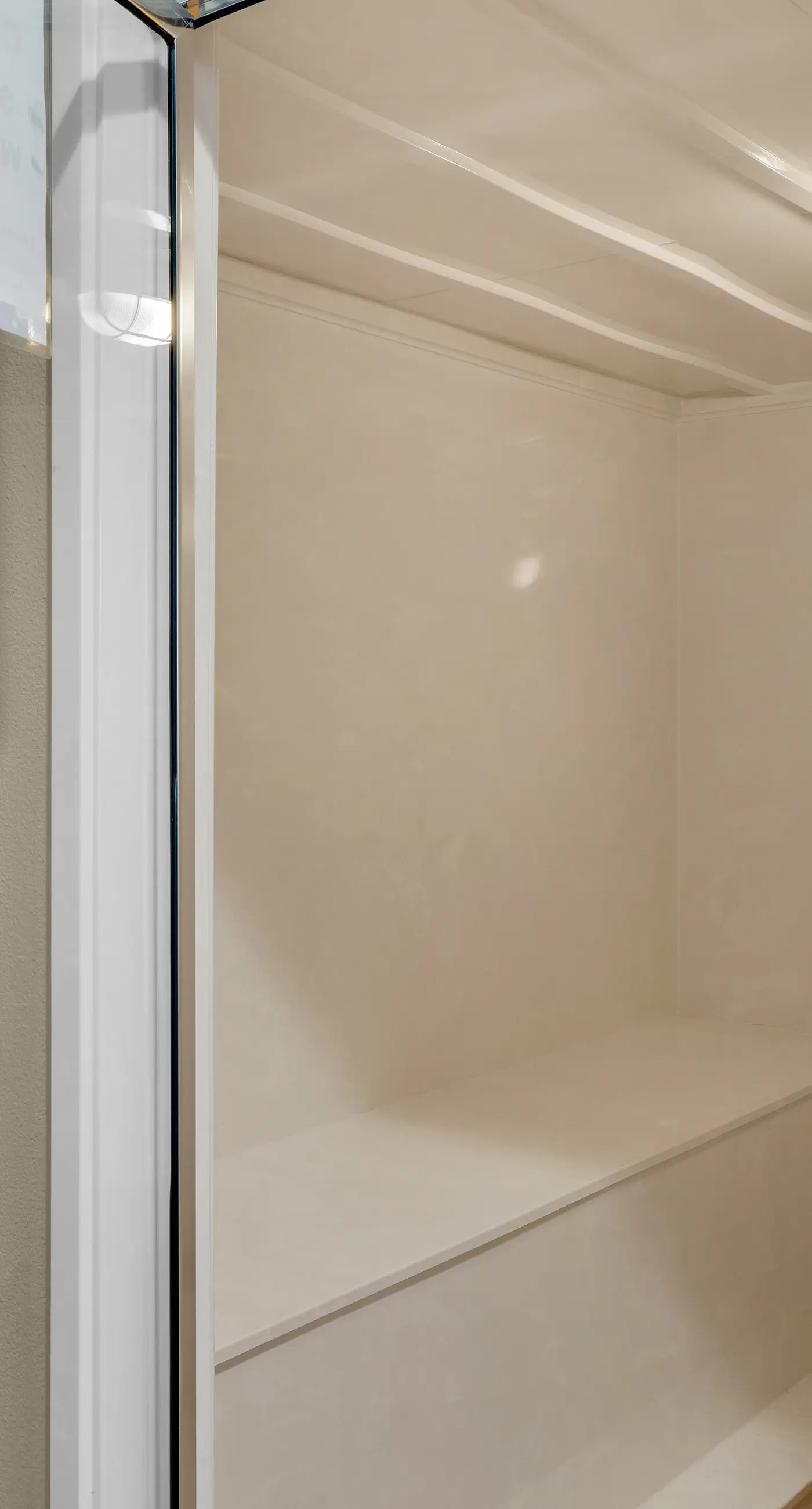 Magical 3rd-floor condo with pools, telescope for stargazing & pickleball