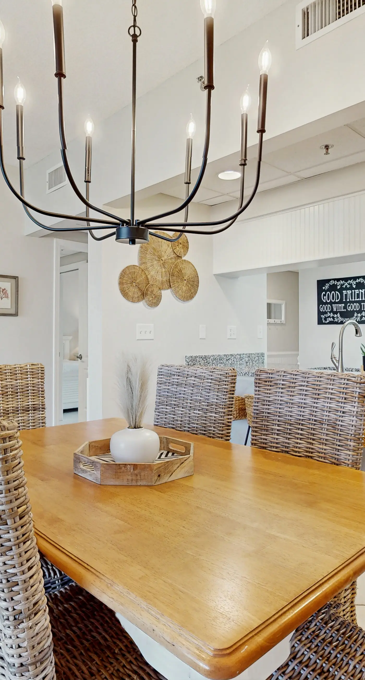 Coastal condo with lagoon pool, bike rentals, tennis, pickleball & beach access