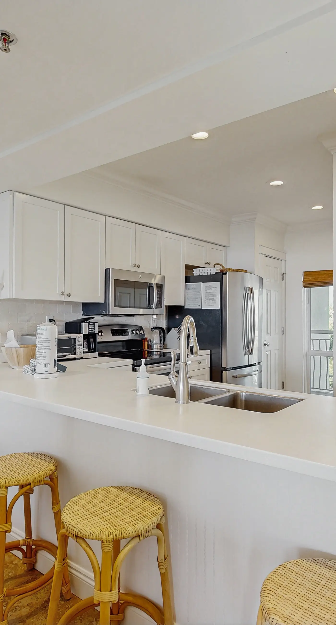 Condo on the beach with tennis, pickleball, shuffleboard & balcony