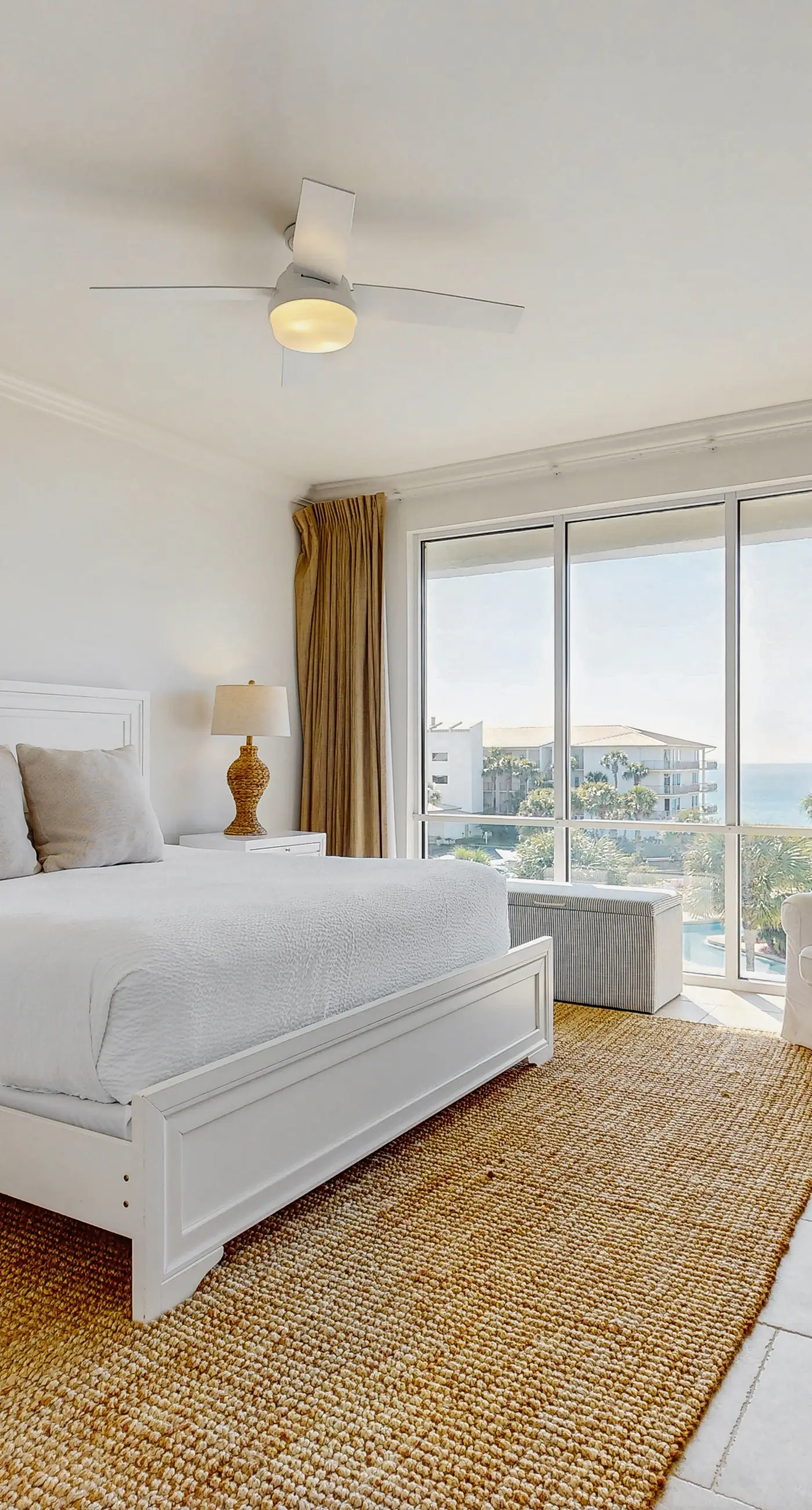 Condo on the beach with tennis, pickleball, shuffleboard & balcony