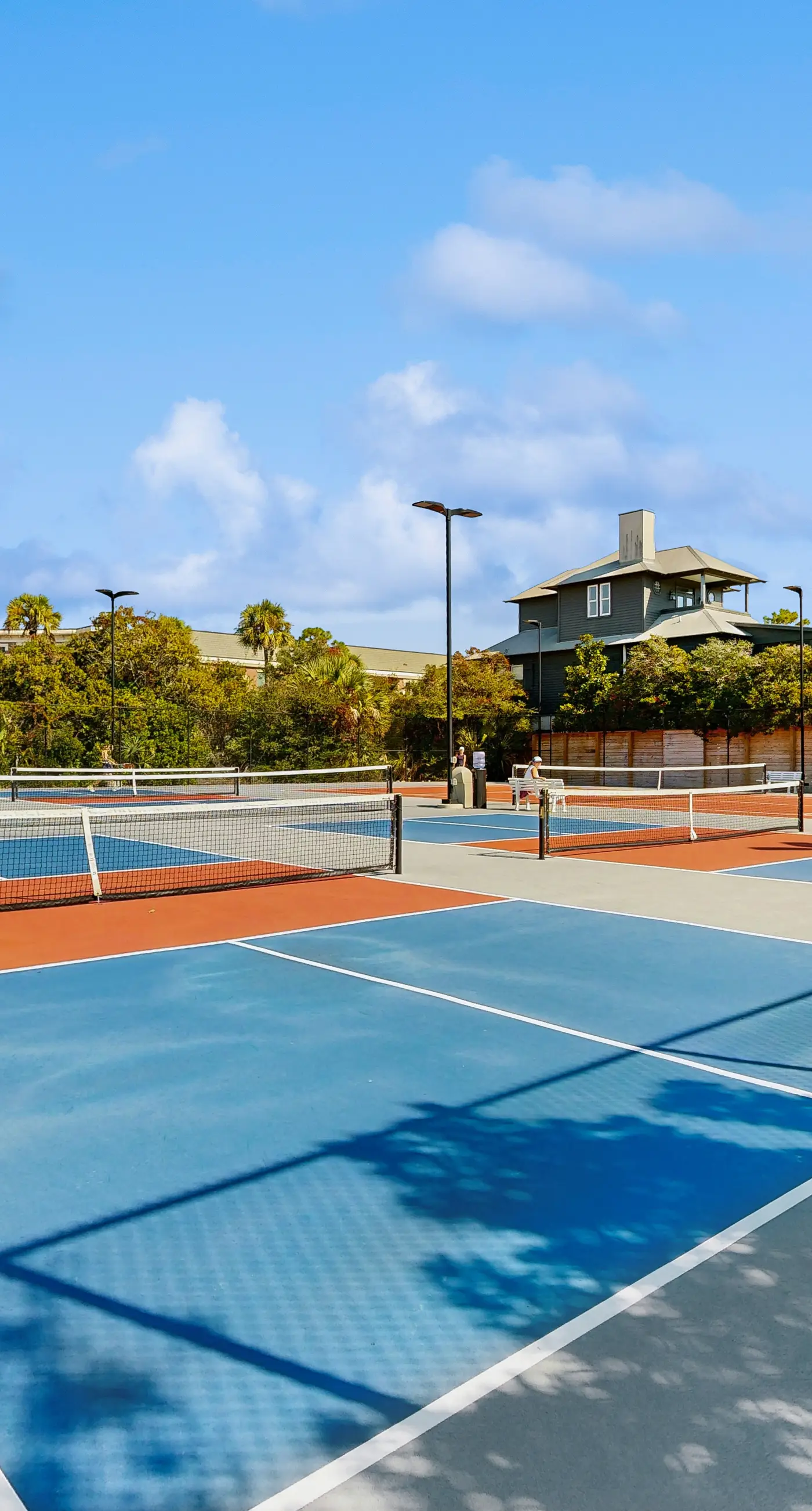 Condo on the beach with tennis, pickleball, shuffleboard & balcony