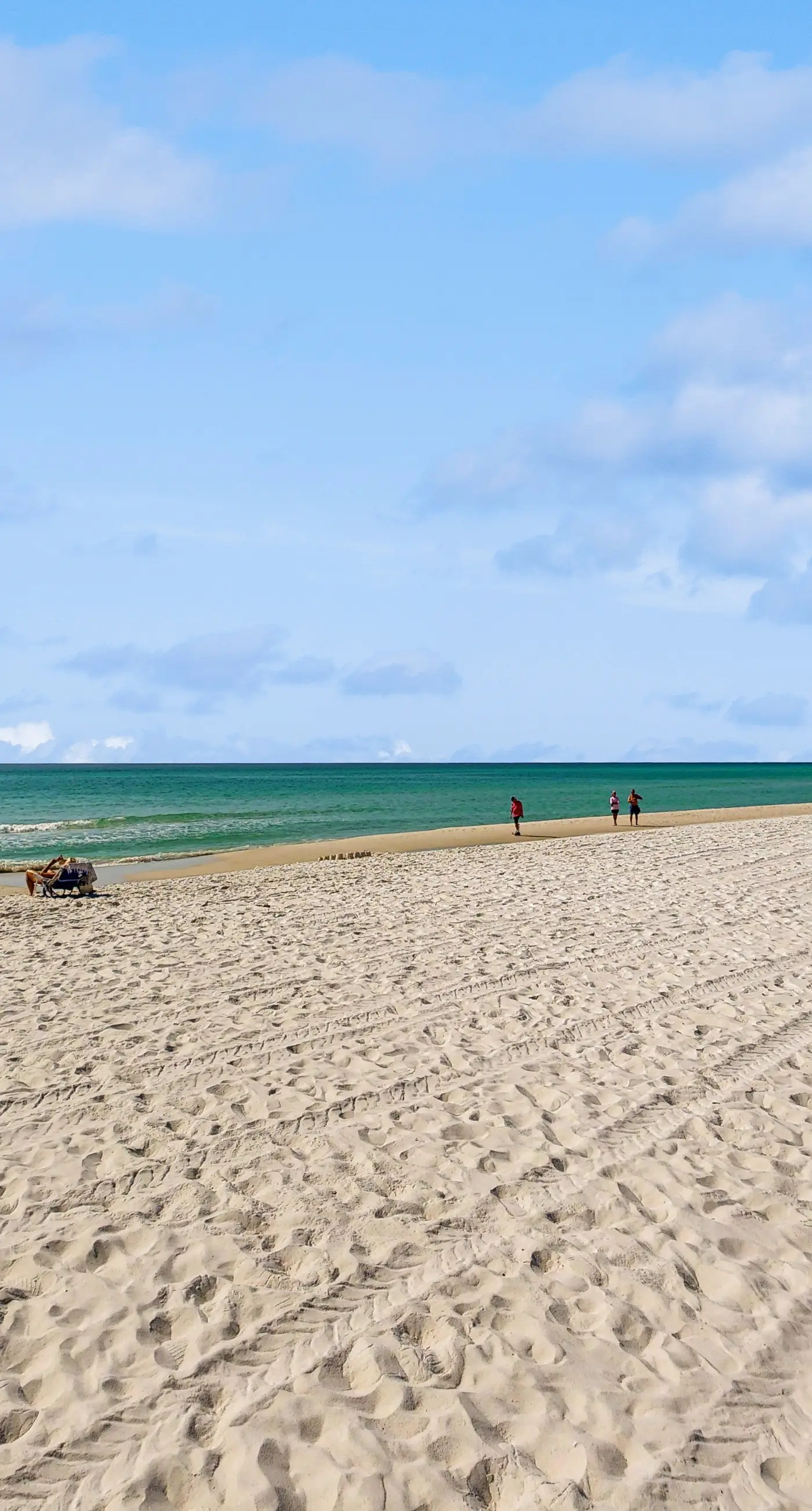 Condo on the beach with tennis, pickleball, shuffleboard & balcony