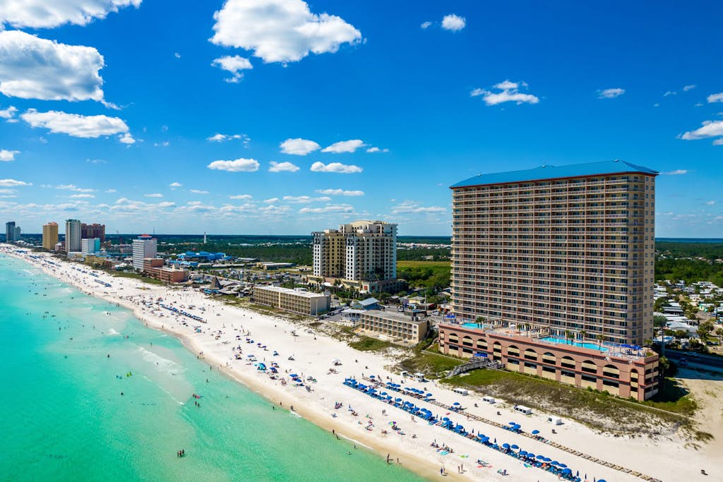 Lovely beachfront condo with stunning views, pools & kids' water play area