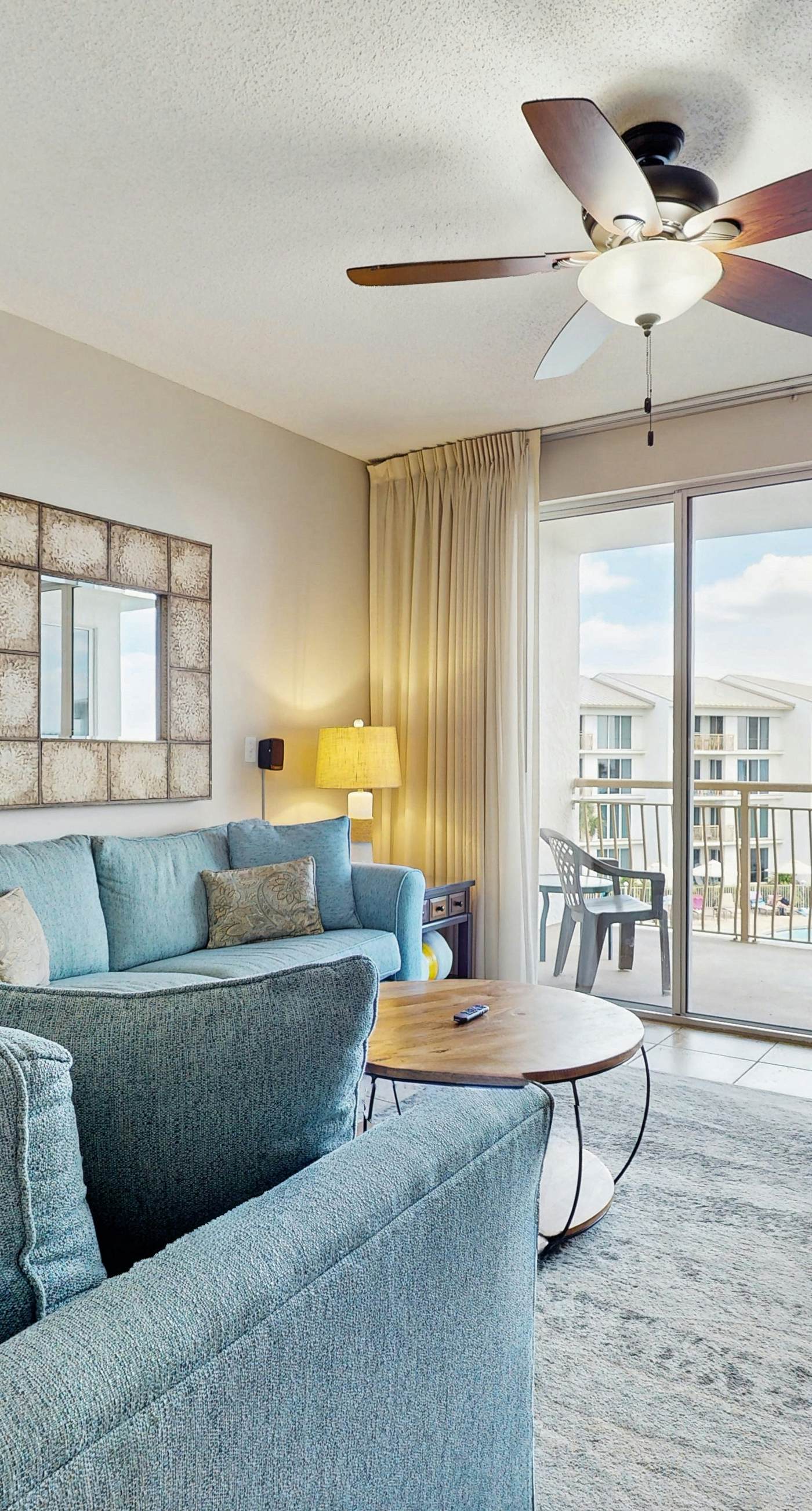 Elegant abode overlooking the pool with beach access, tennis & pickleball