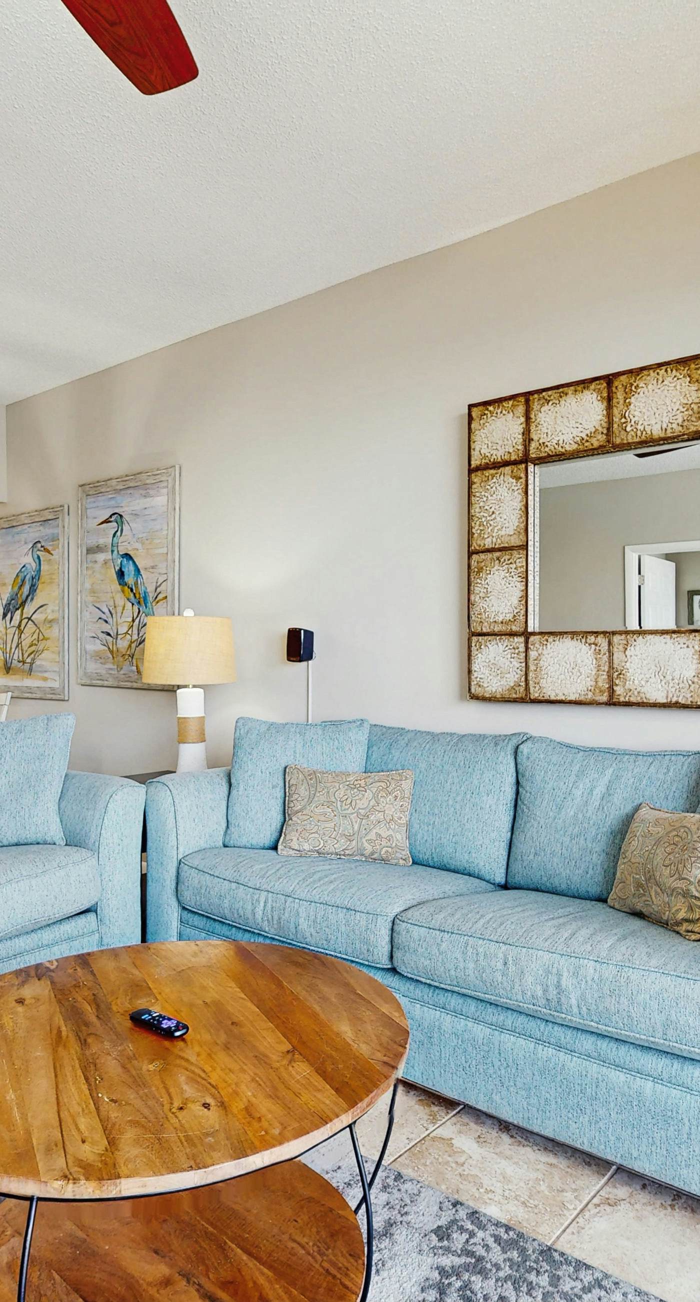 Elegant abode overlooking the pool with beach access, tennis & pickleball