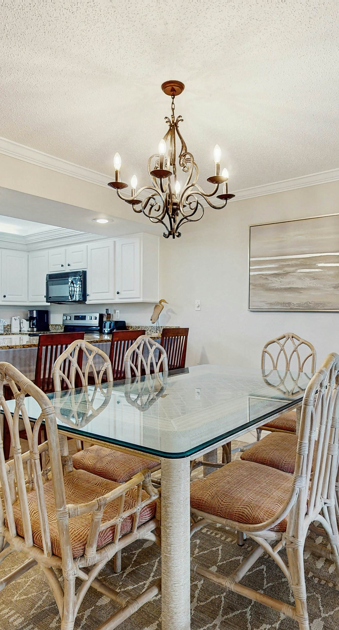 Cozy, Gulf-front home with 2 beach chairs - short distance to entertainment