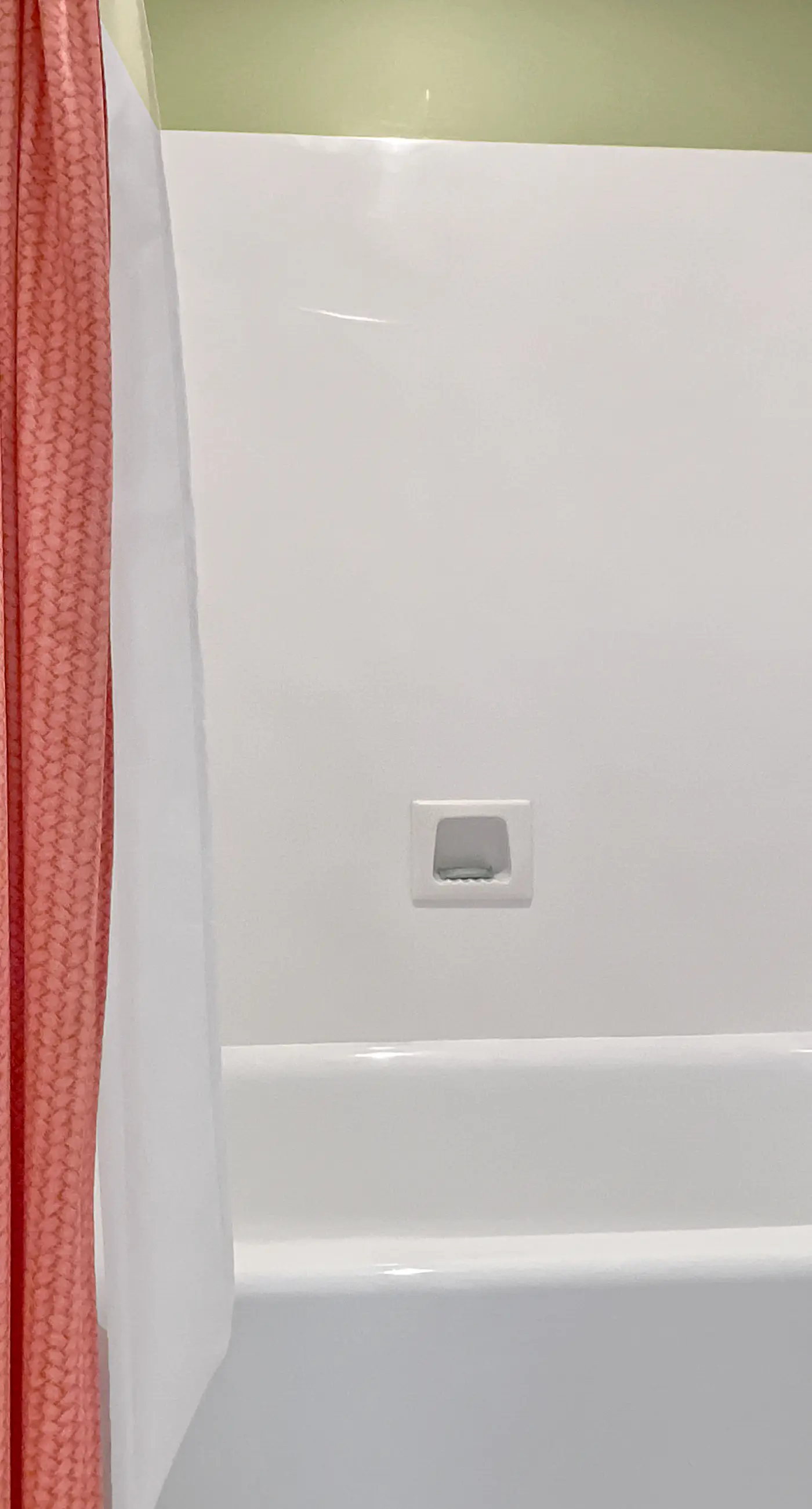 Comfortable unit, Breathtaking views, Quick walk to dining