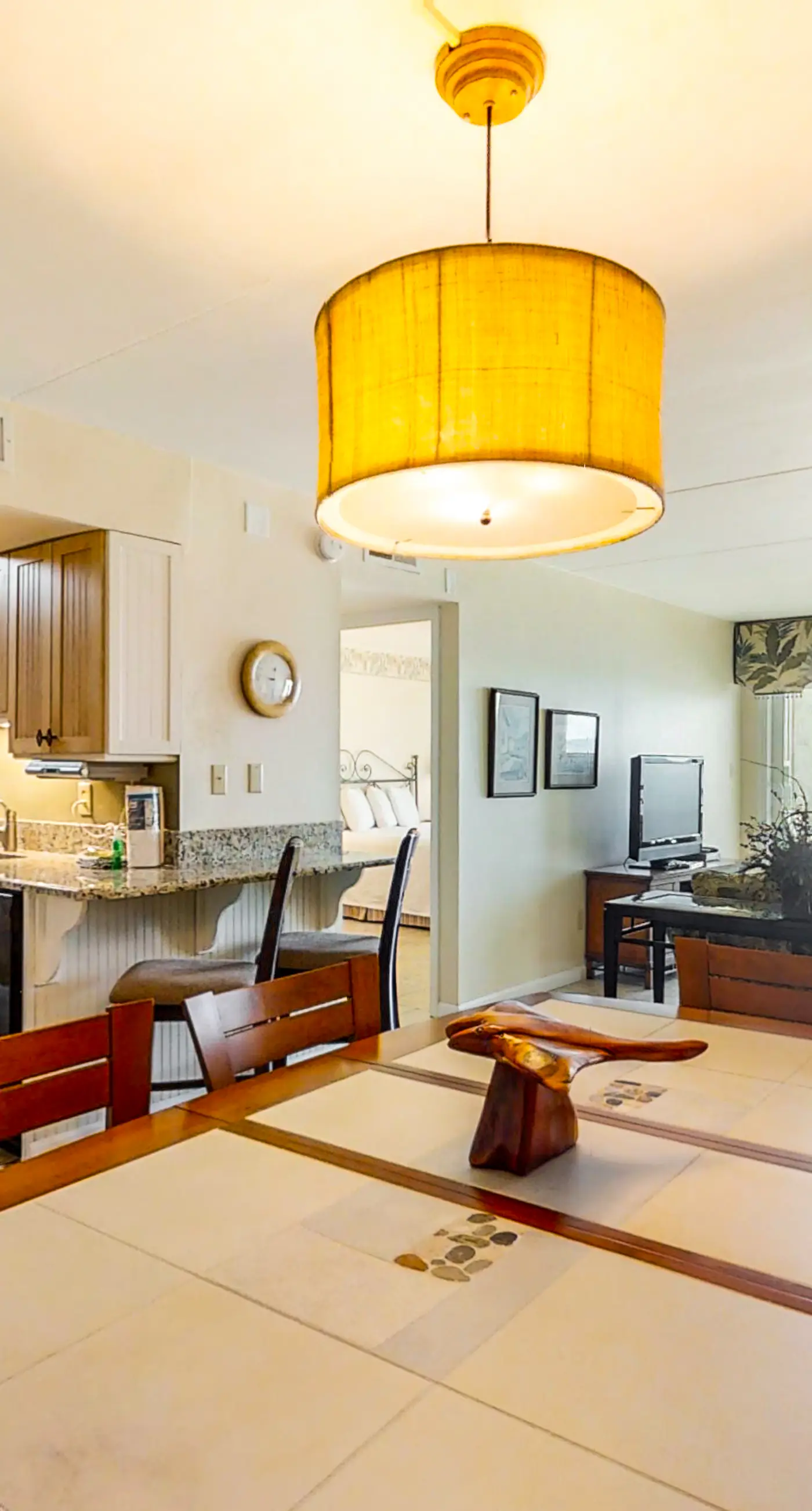 4th-floor, open, airy condo with Gulf Views- close to dining
