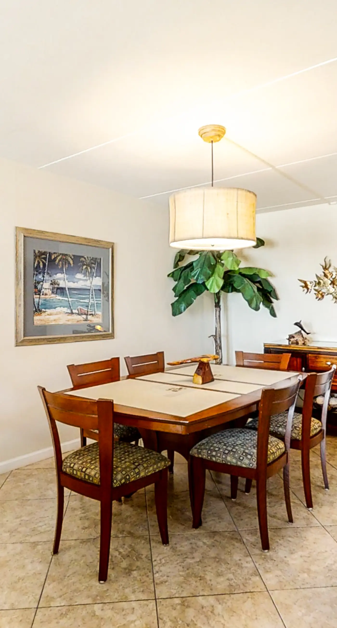 4th-floor, open, airy condo with Gulf Views- close to dining