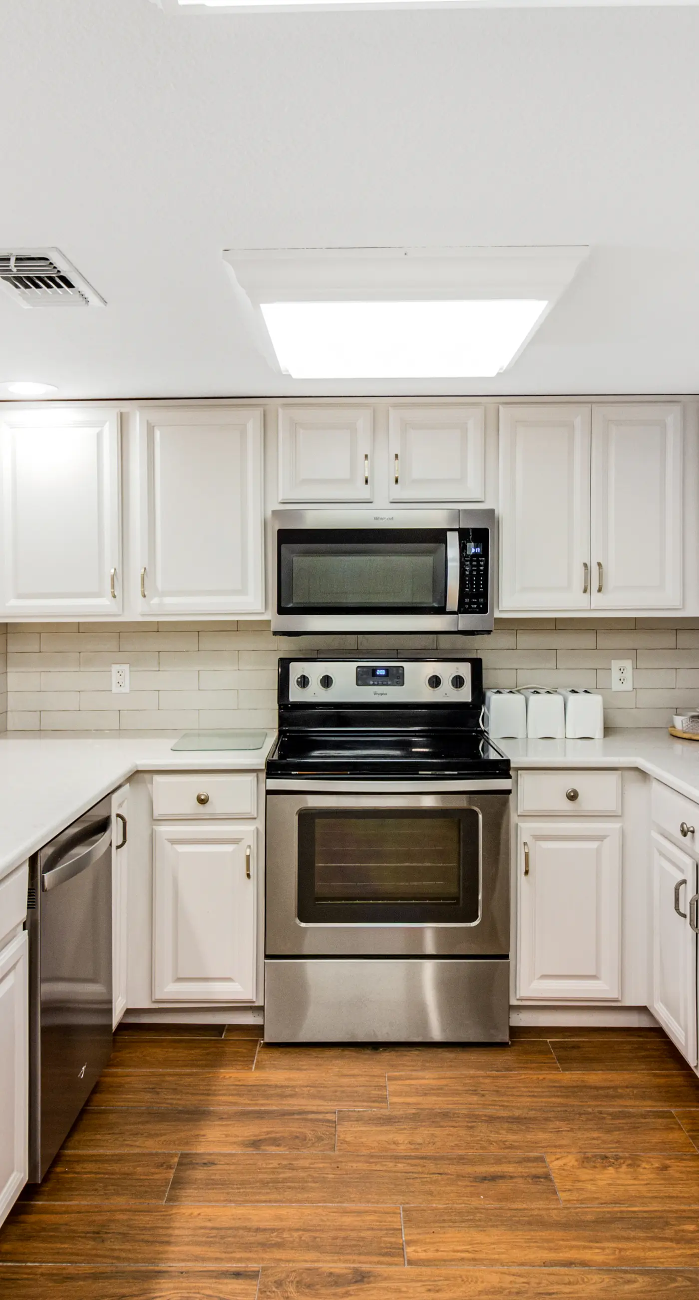 4th-floor, open, airy condo with Gulf Views- close to dining