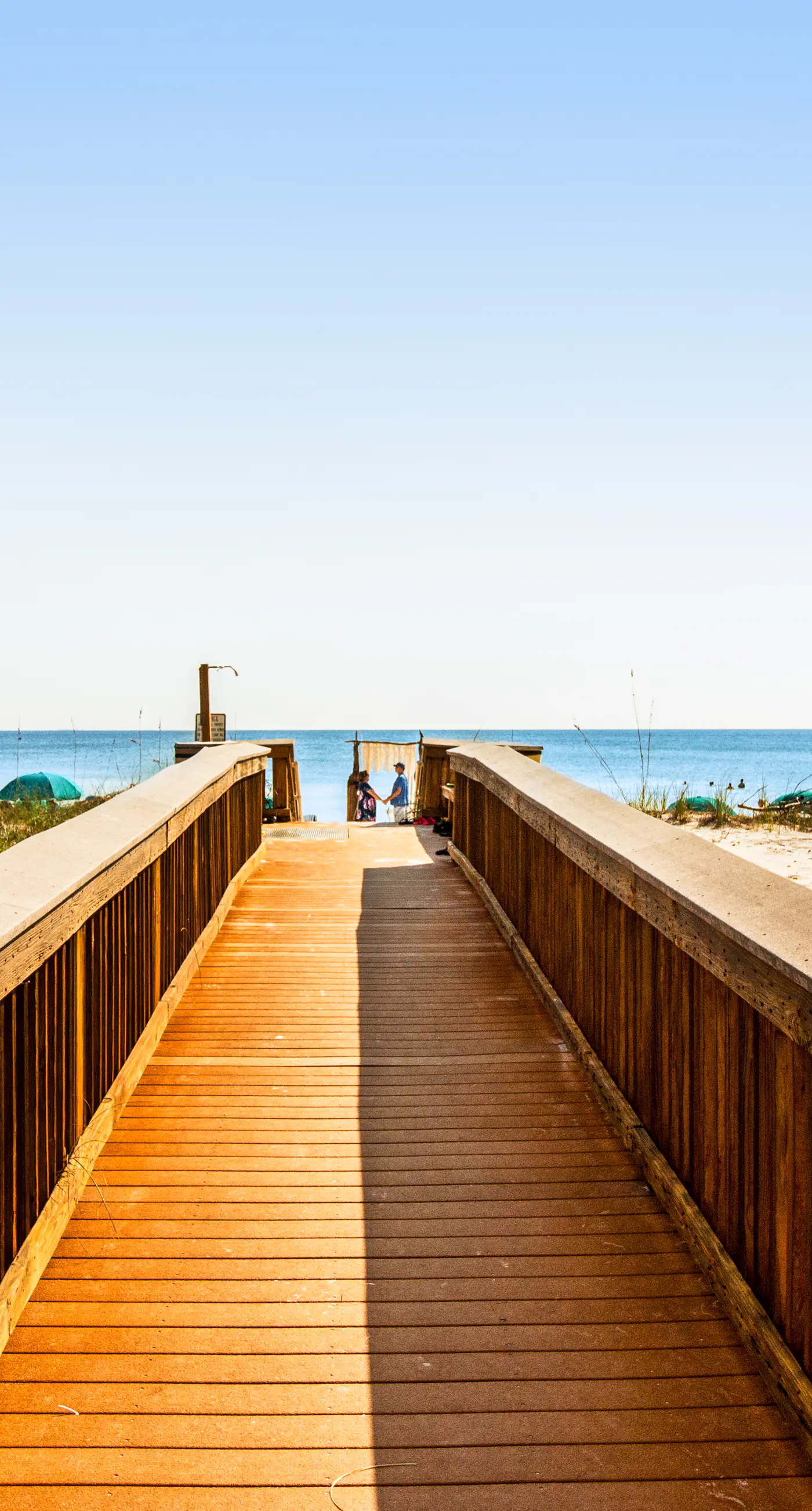 4th-floor, open, airy condo with Gulf Views- close to dining