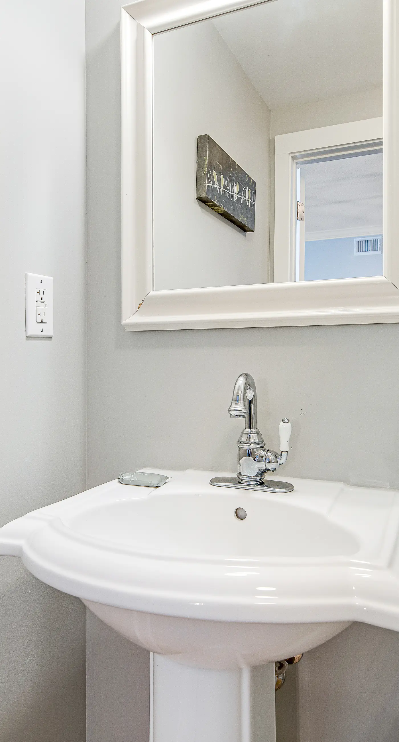 Cozy, Tropical Condo On Okaloosa Island, Children's Playground, 2 Hot Tubs