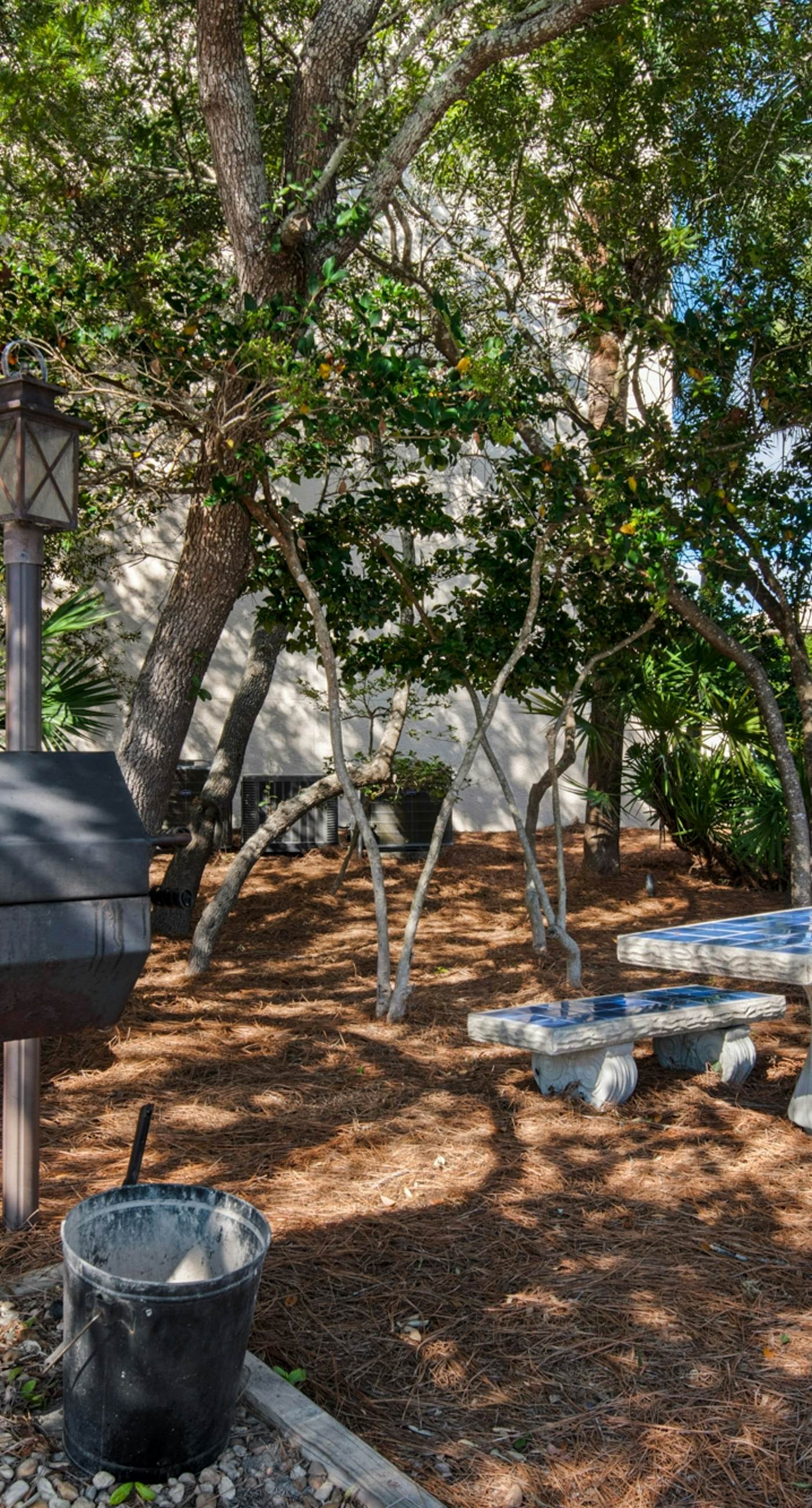 Oceanfront resort condo with balcony, lagoon pool, hot tub, Gulf view & pickleball