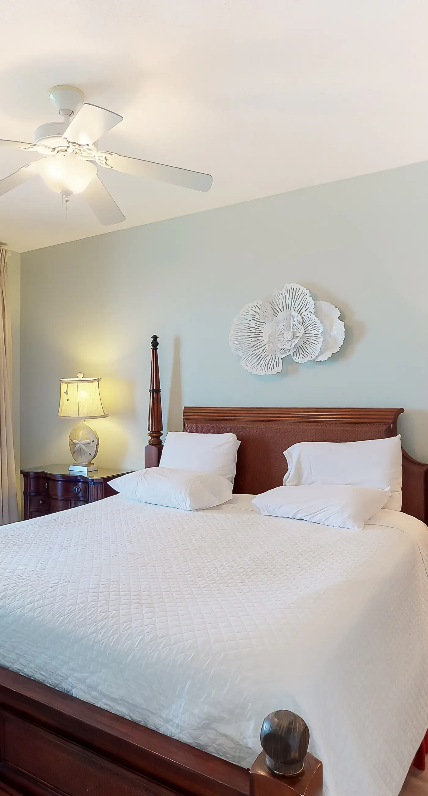 14th-floor, waterfront, beach-chic condo with pools & gym
