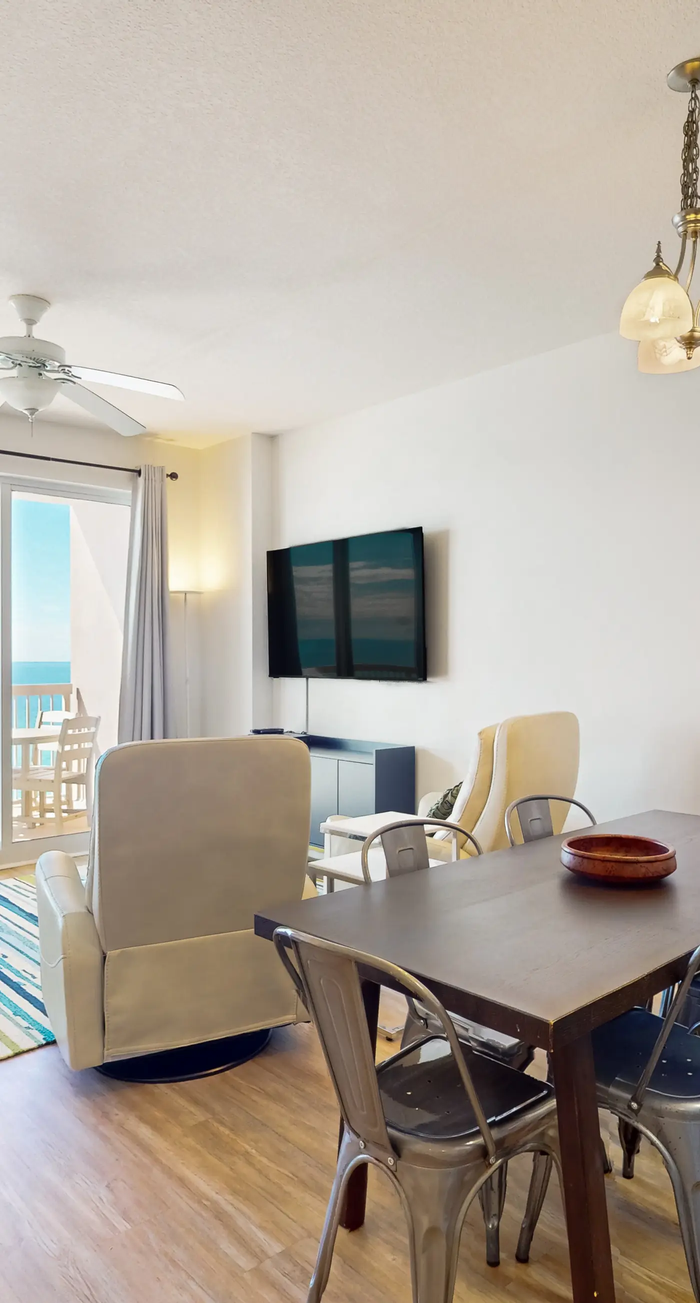 Newly Updated, 9th Floor Gulf-front Condo. Beach Chair Service Included