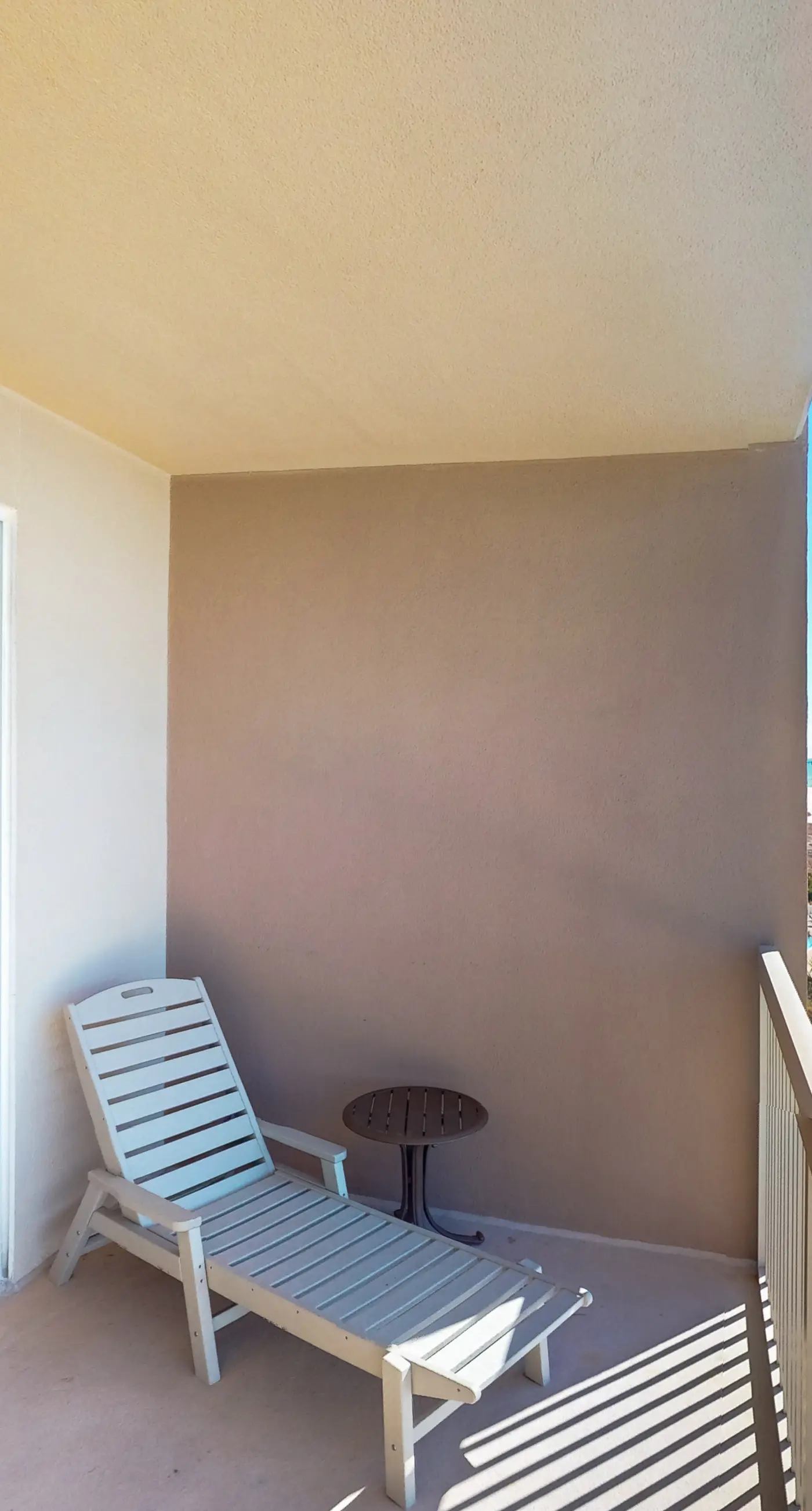 Newly Updated, 9th Floor Gulf-front Condo. Beach Chair Service Included