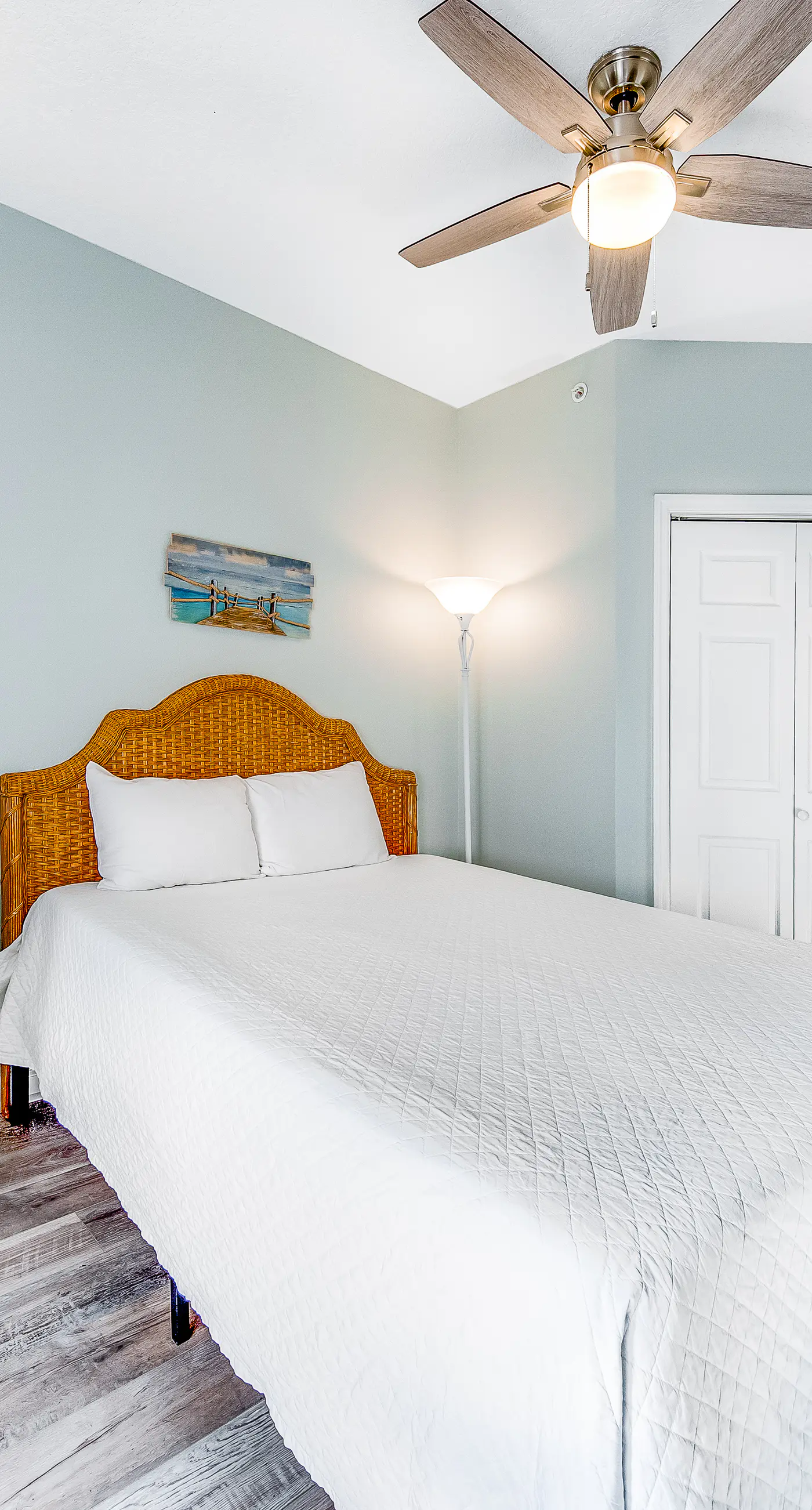 First-floor condo with sauna, gym, pool, tennis & pickleball