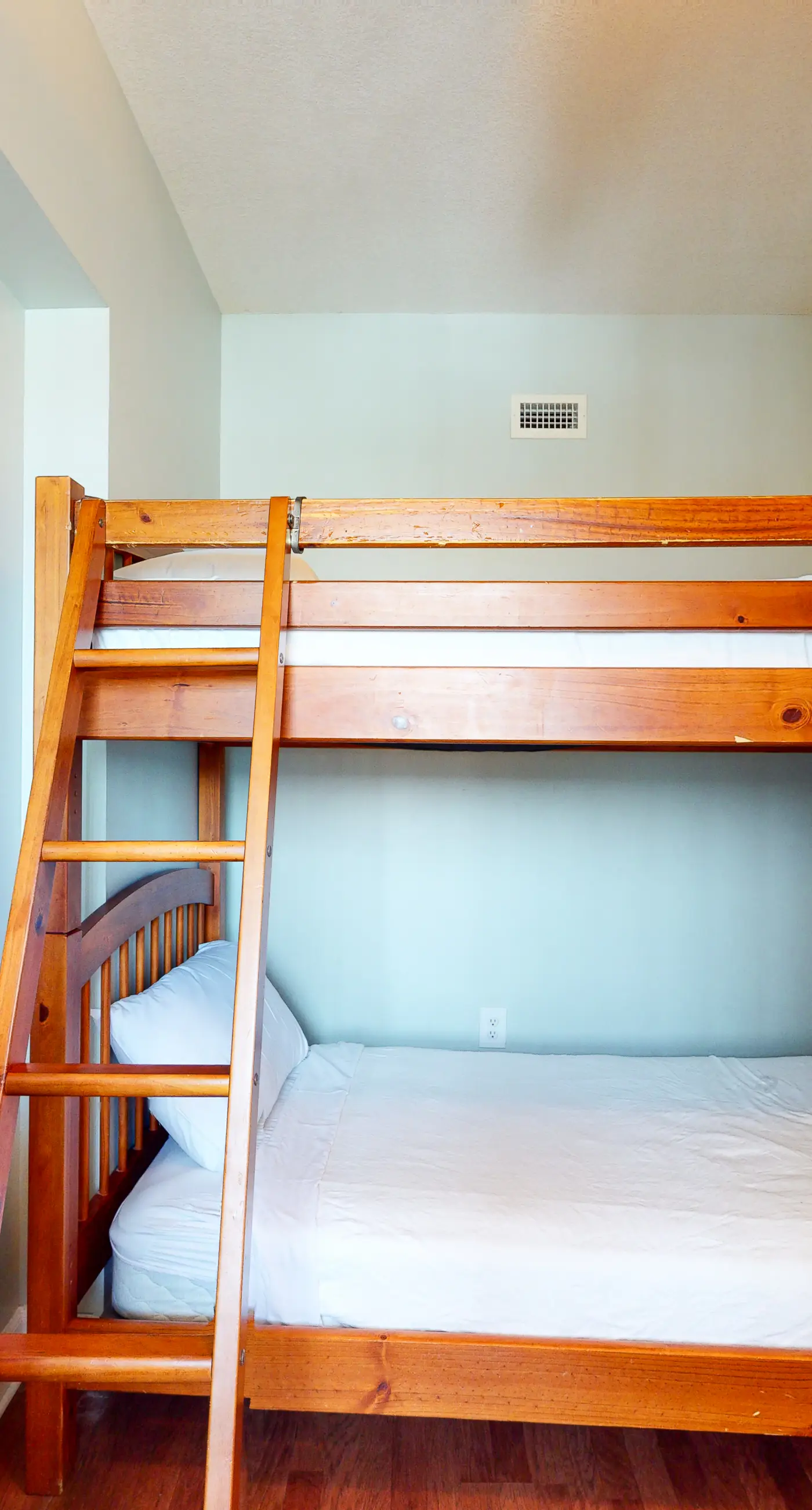 12th-floor, waterfront condo with pools, grills & fitness center