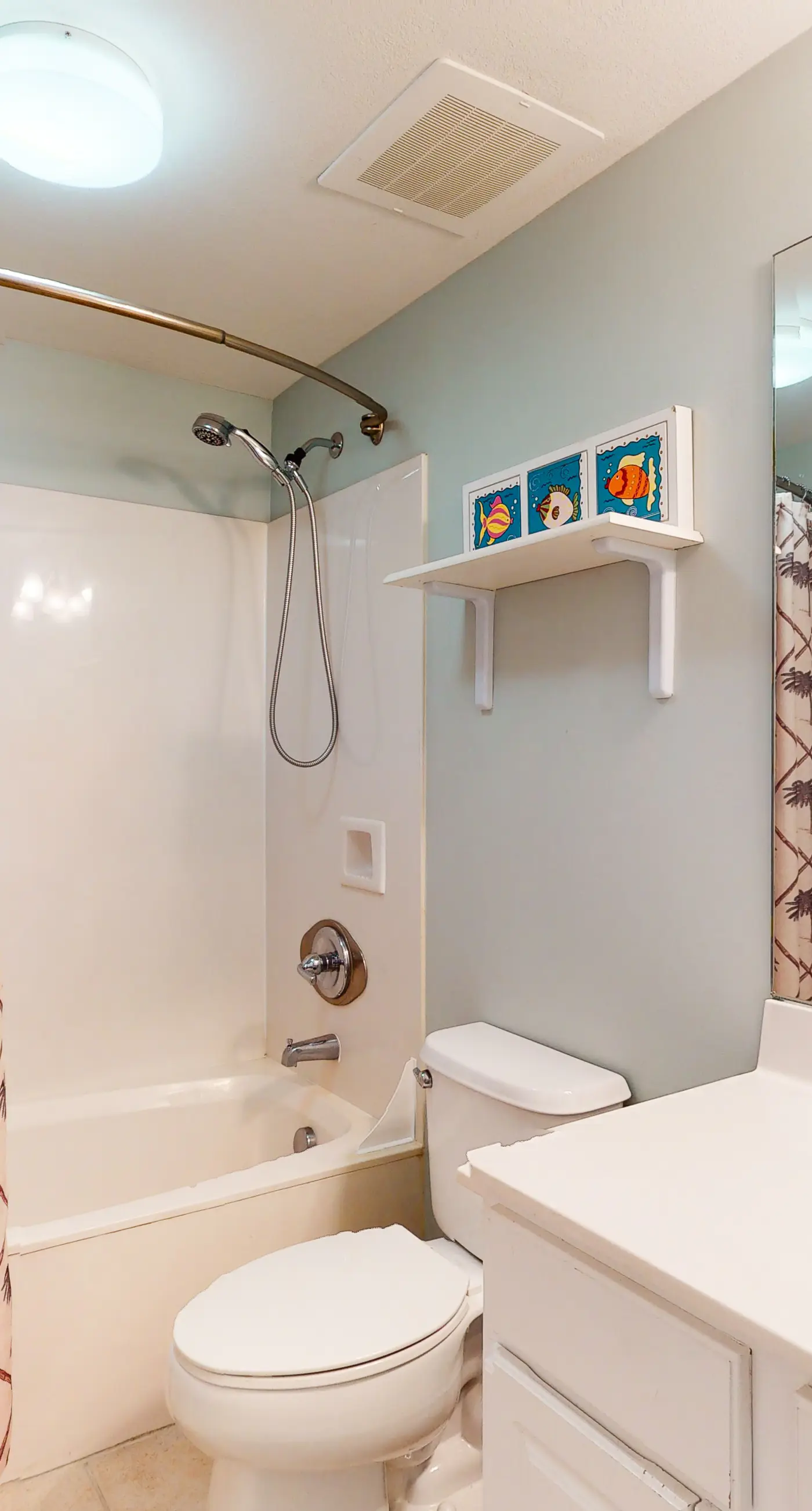 12th-floor, waterfront condo with pools, grills & fitness center