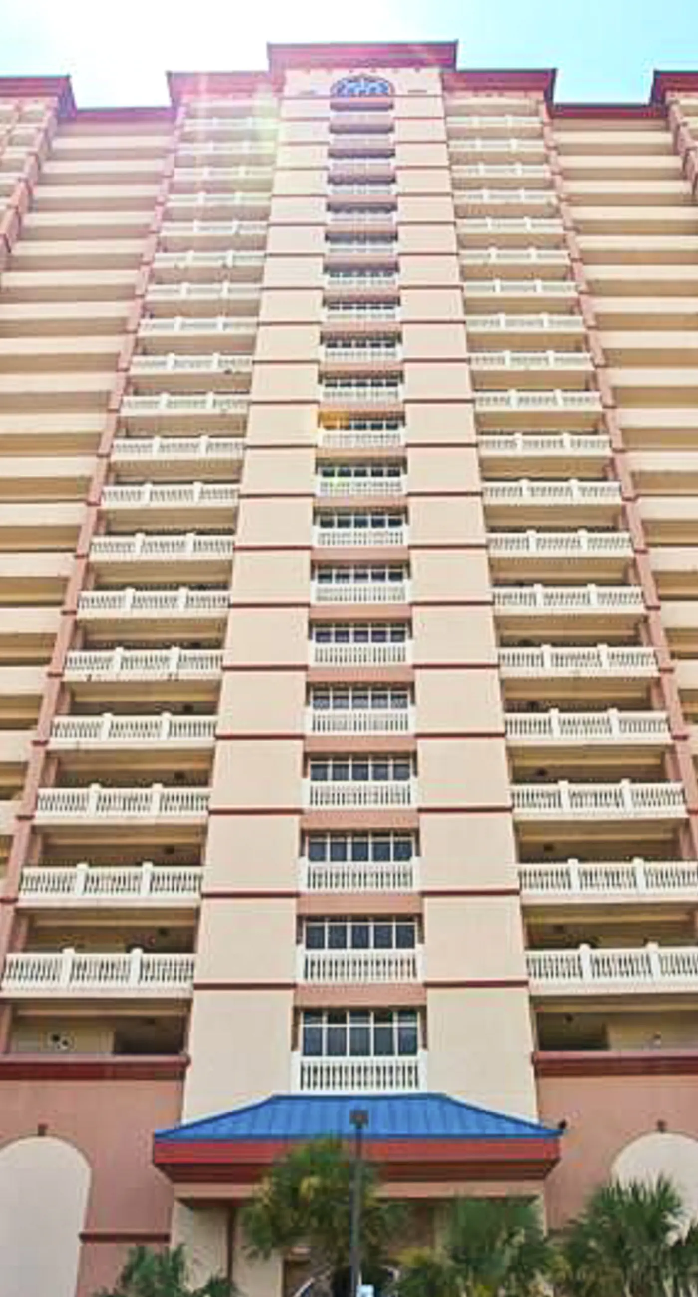 12th-floor, waterfront condo with pools, grills & fitness center