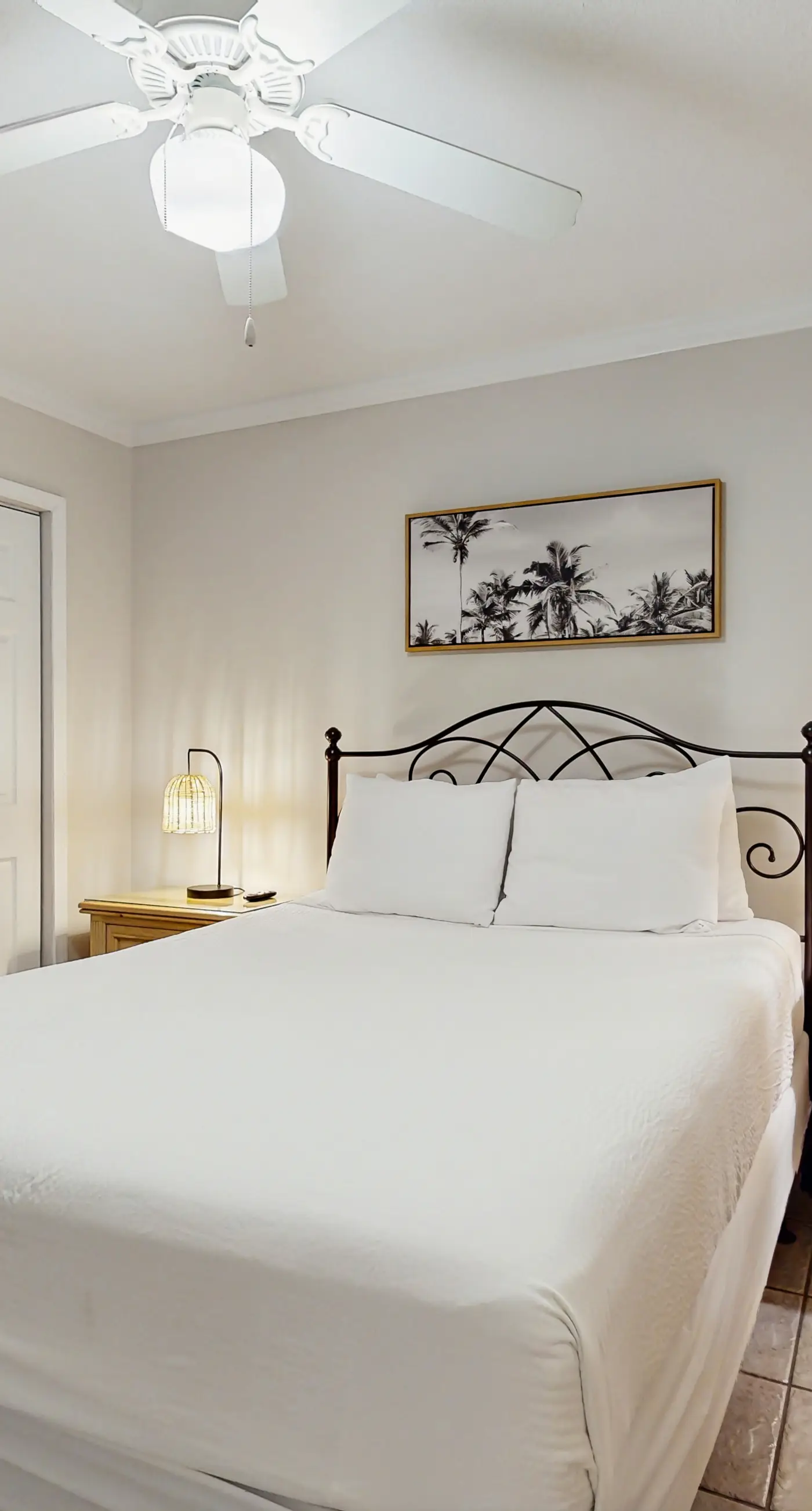 Island Echos 2D  2nd-floor, spacious, beachfront condo with ocean views - close to entertainment