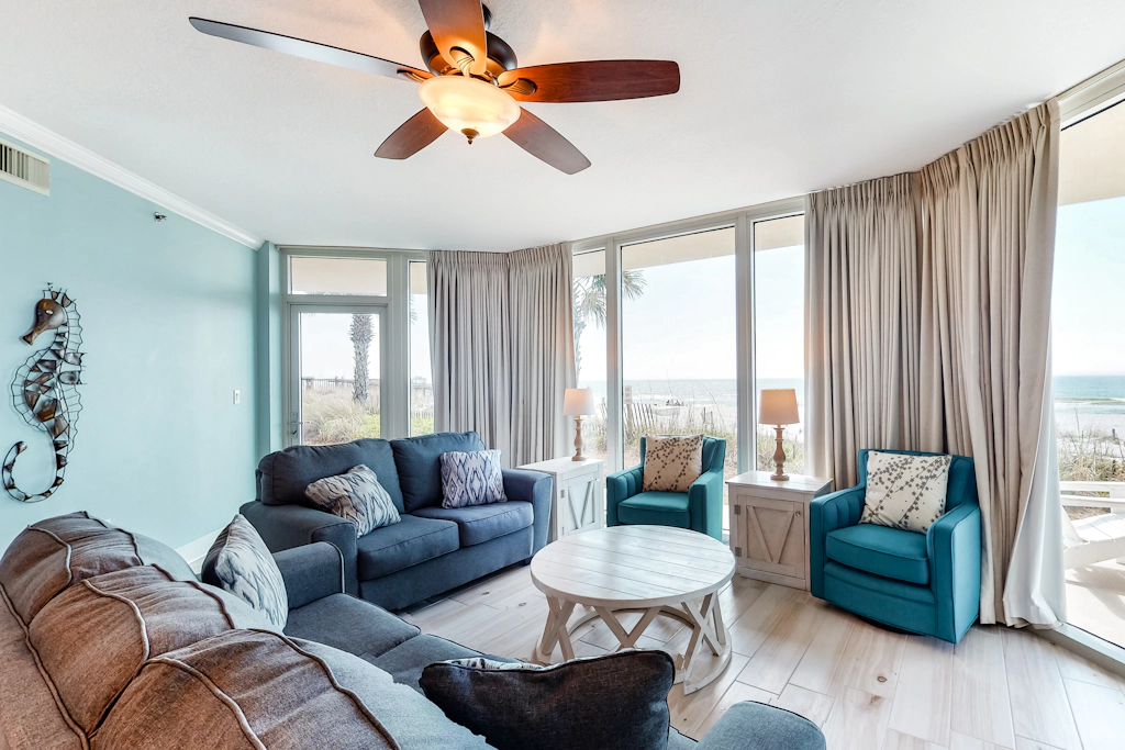 Exquisite, Gulf-front, 1st-floor condo At Waterscape Waterfall, lazy river