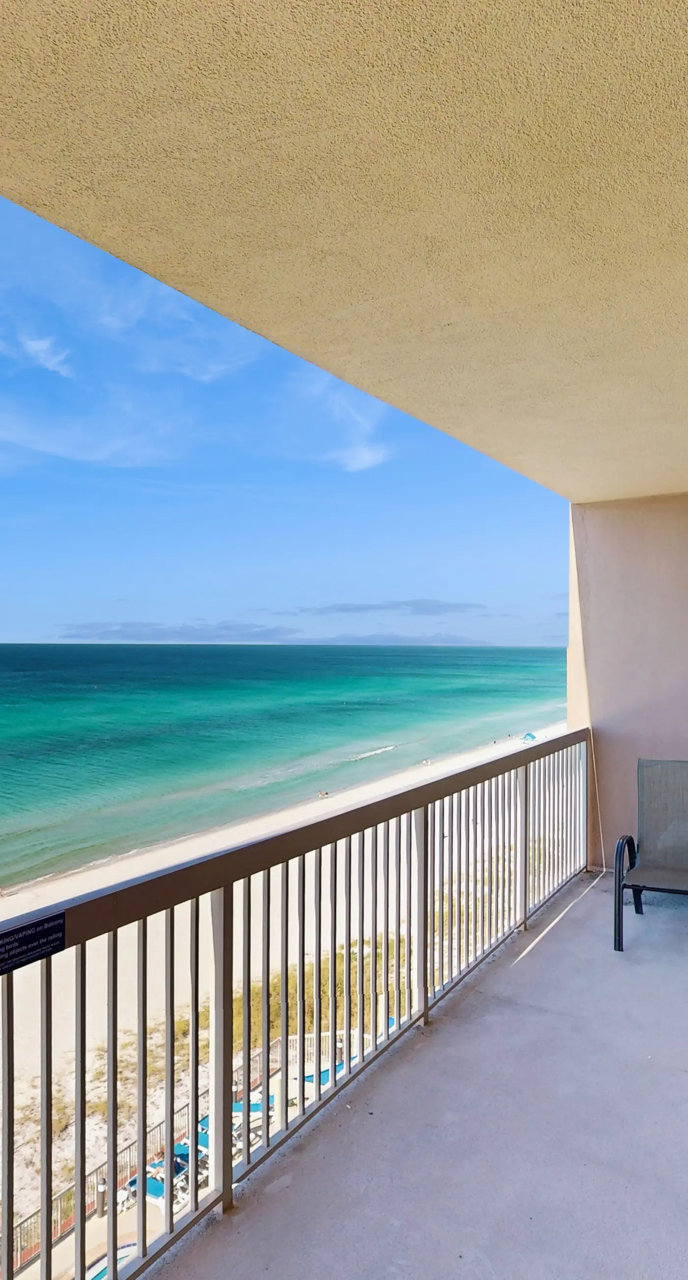 Elegant & spacious condo with incredible Gulf-front views, two pools & gym