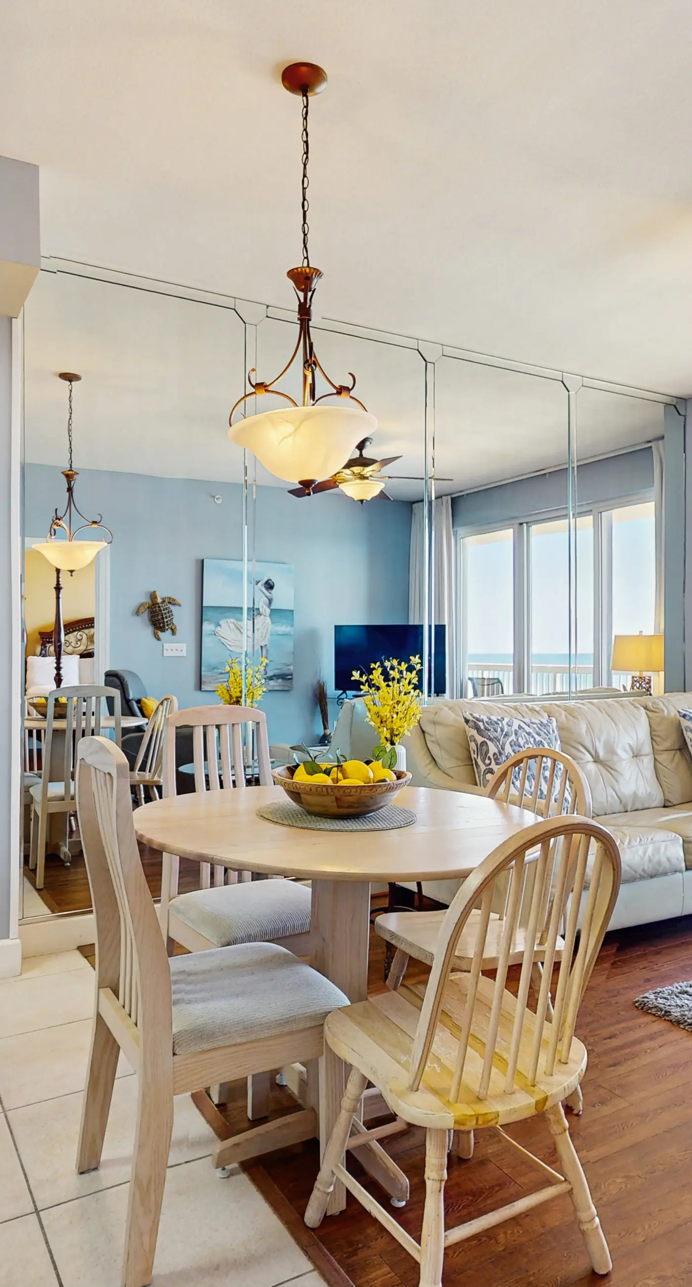 Elegant & spacious condo with incredible Gulf-front views, two pools & gym