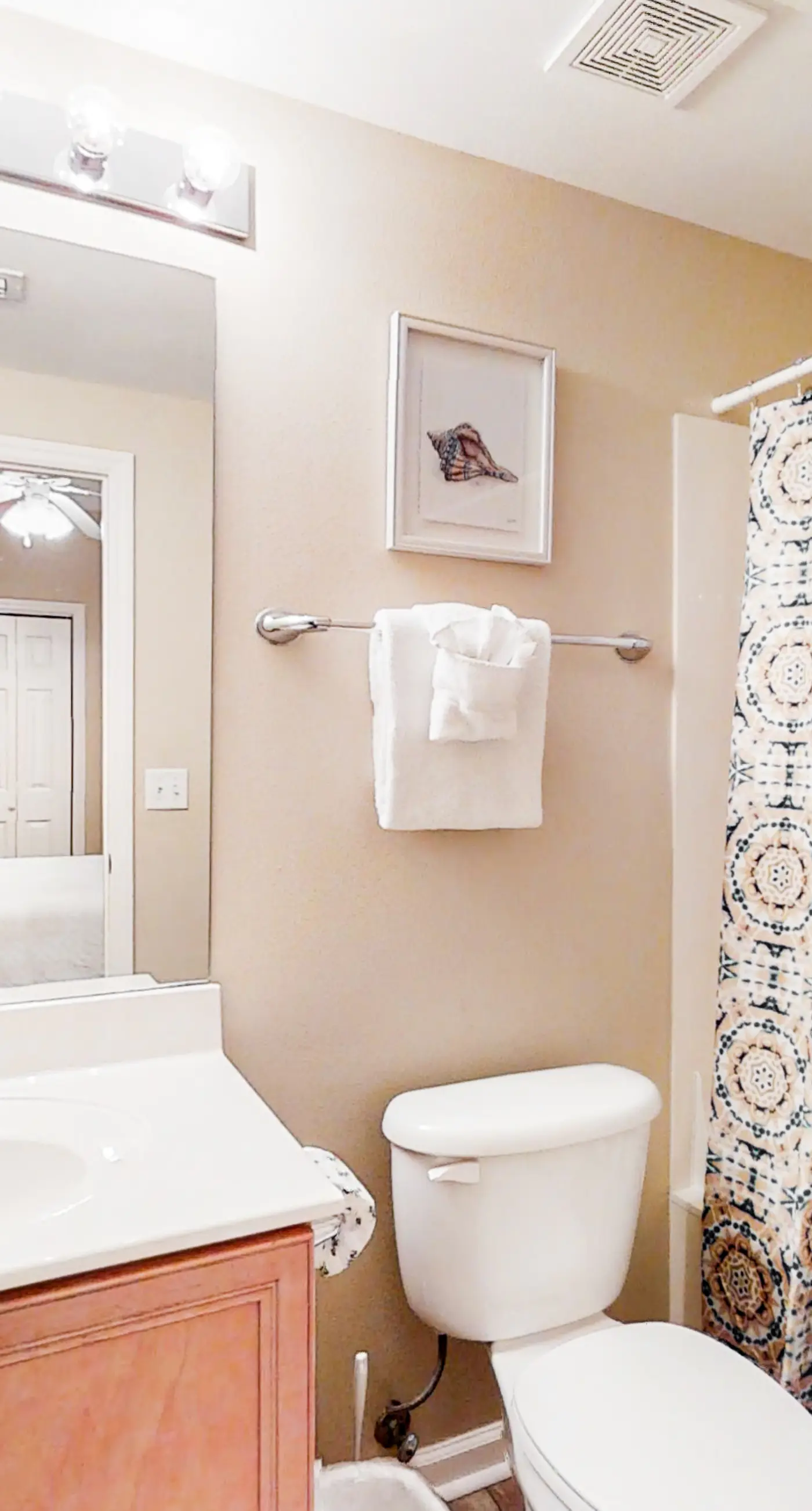 Condo with 2 stunning pools, hot tub, gym, partial Gulf view & pickleball