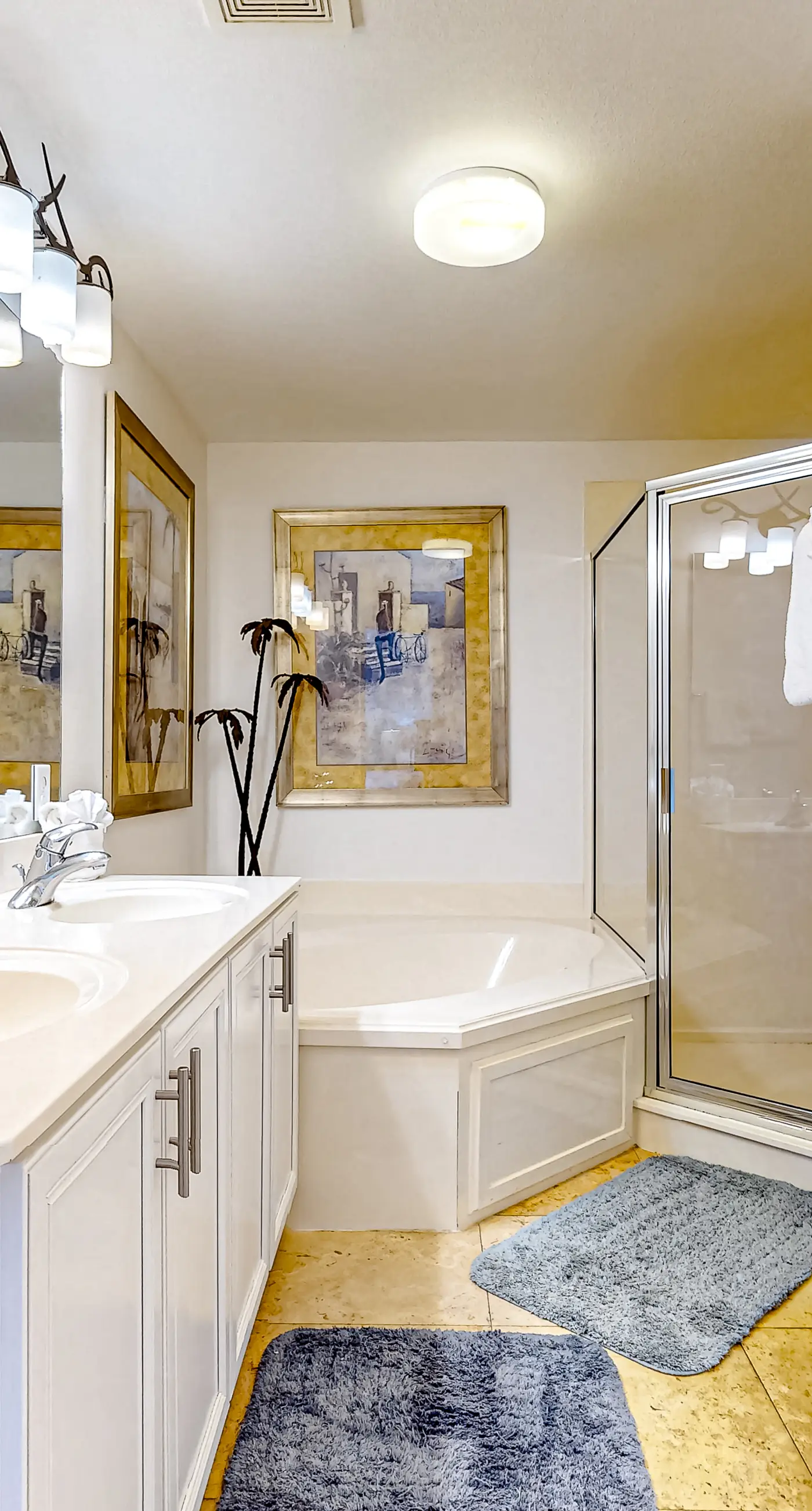 Gulf-front 3-bedroom condo with balconies off each bedroom & pickleball