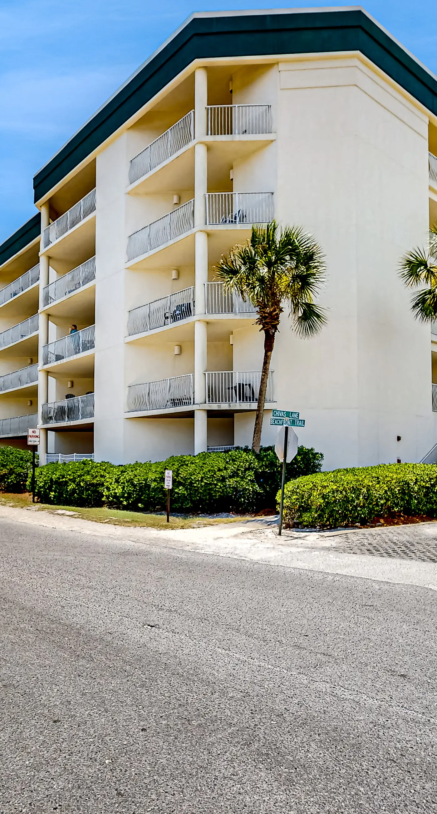 Gulf-front 3-bedroom condo with balconies off each bedroom & pickleball