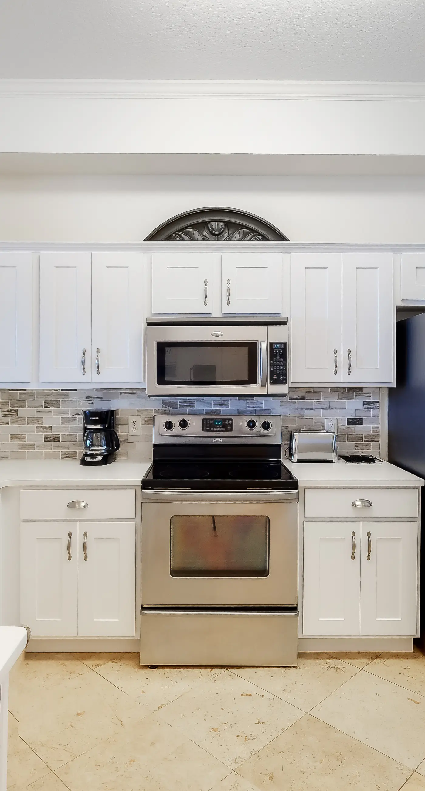 Dog-friendly 4th-floor 3-bedroom condo with stunning Gulf views & pickleball
