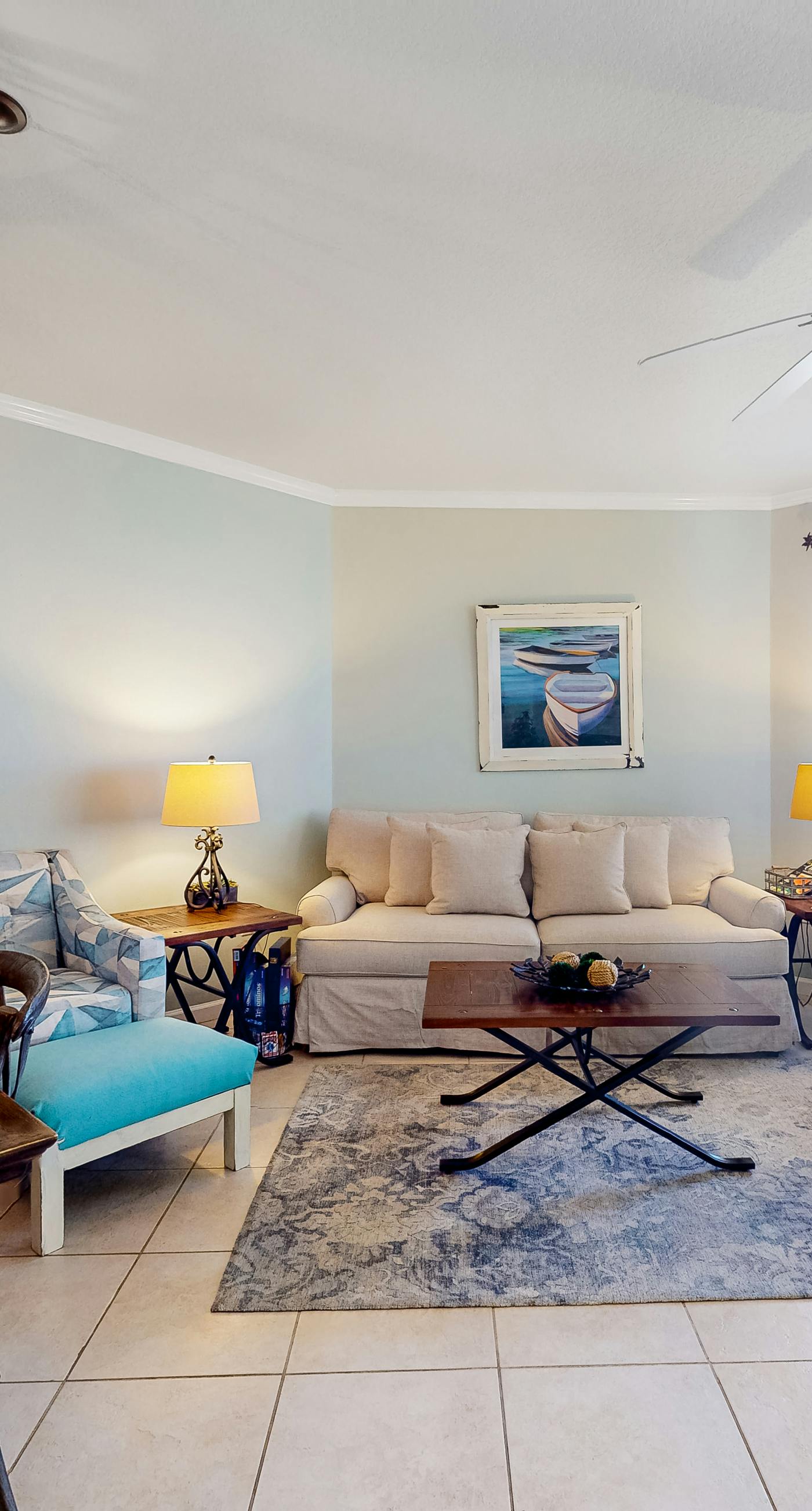 Charming two-bedroom with bunks, balcony overlooking pool & pickleball