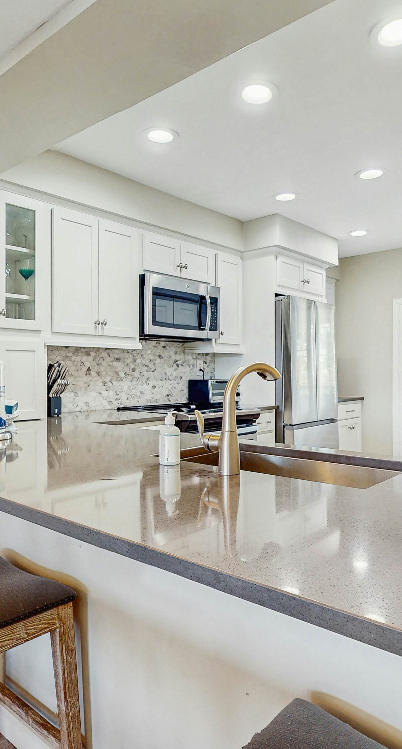 Amazing Santa Rosa Beach condo with pool, hot tub & pickleball