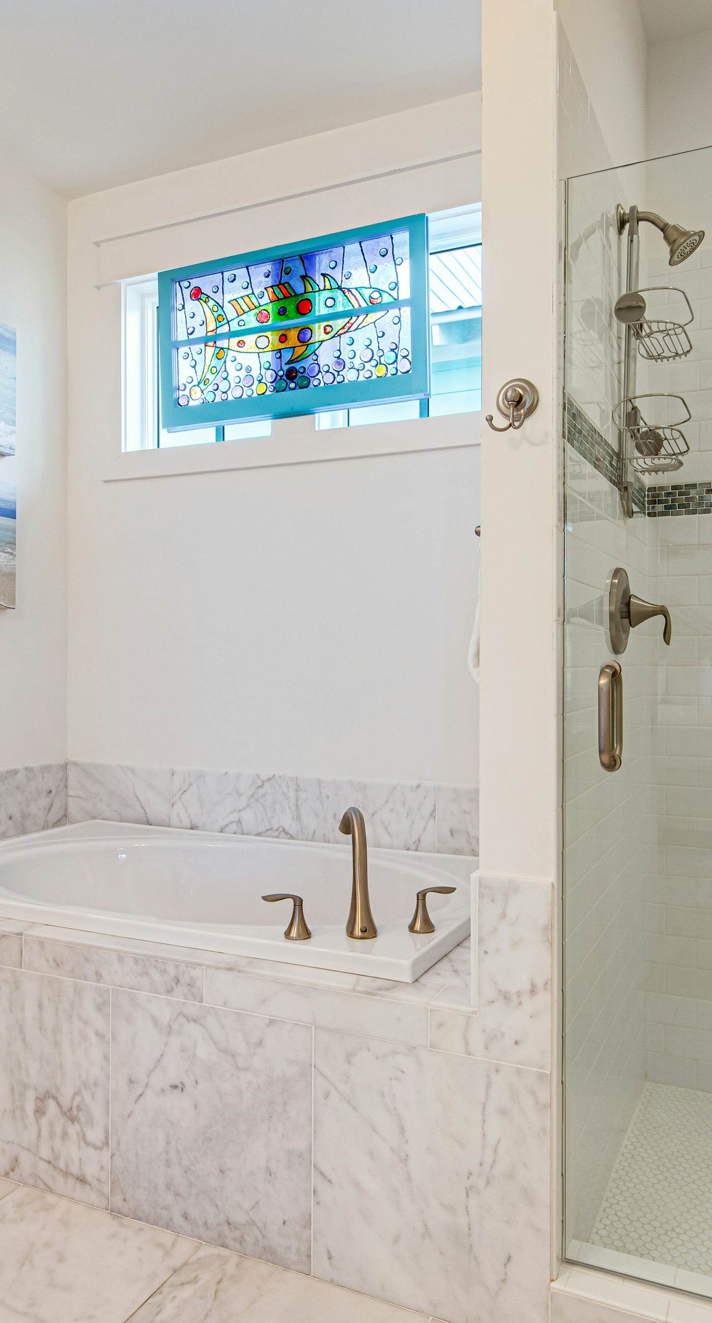 Gorgeous coastal home w/ shared pool - walk to beach, dining & shopping