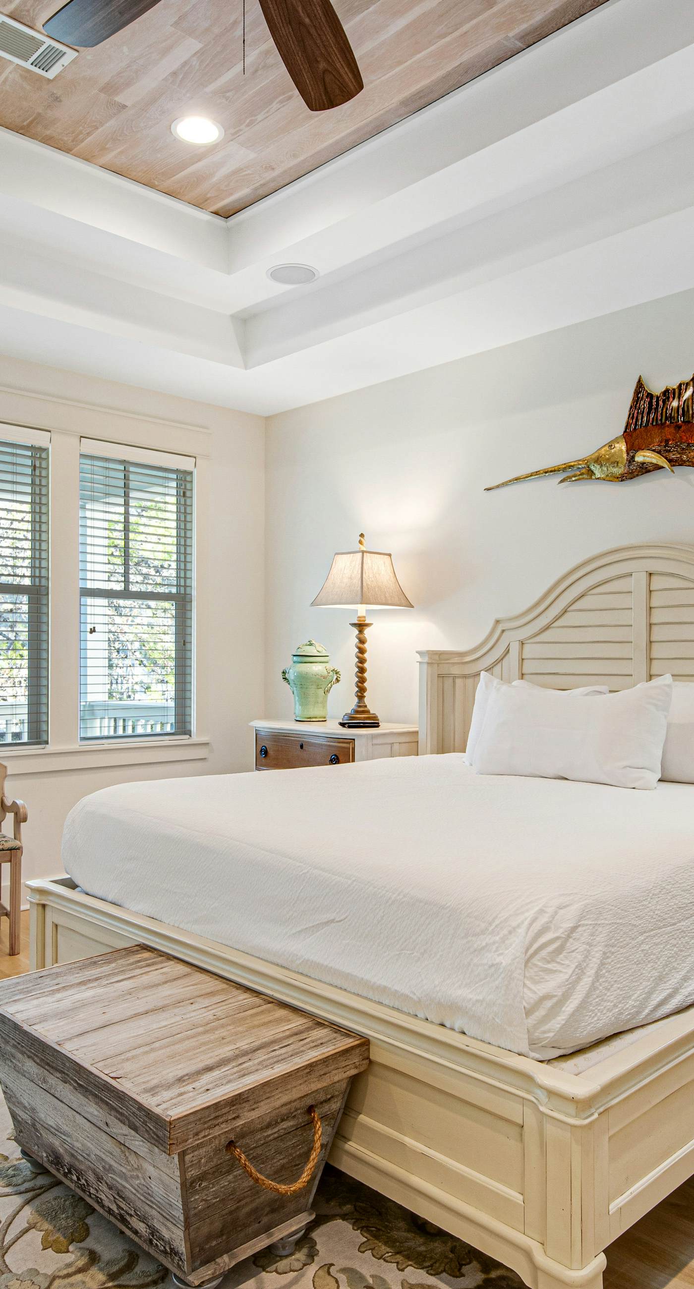 Gorgeous coastal home w/ shared pool - walk to beach, dining & shopping