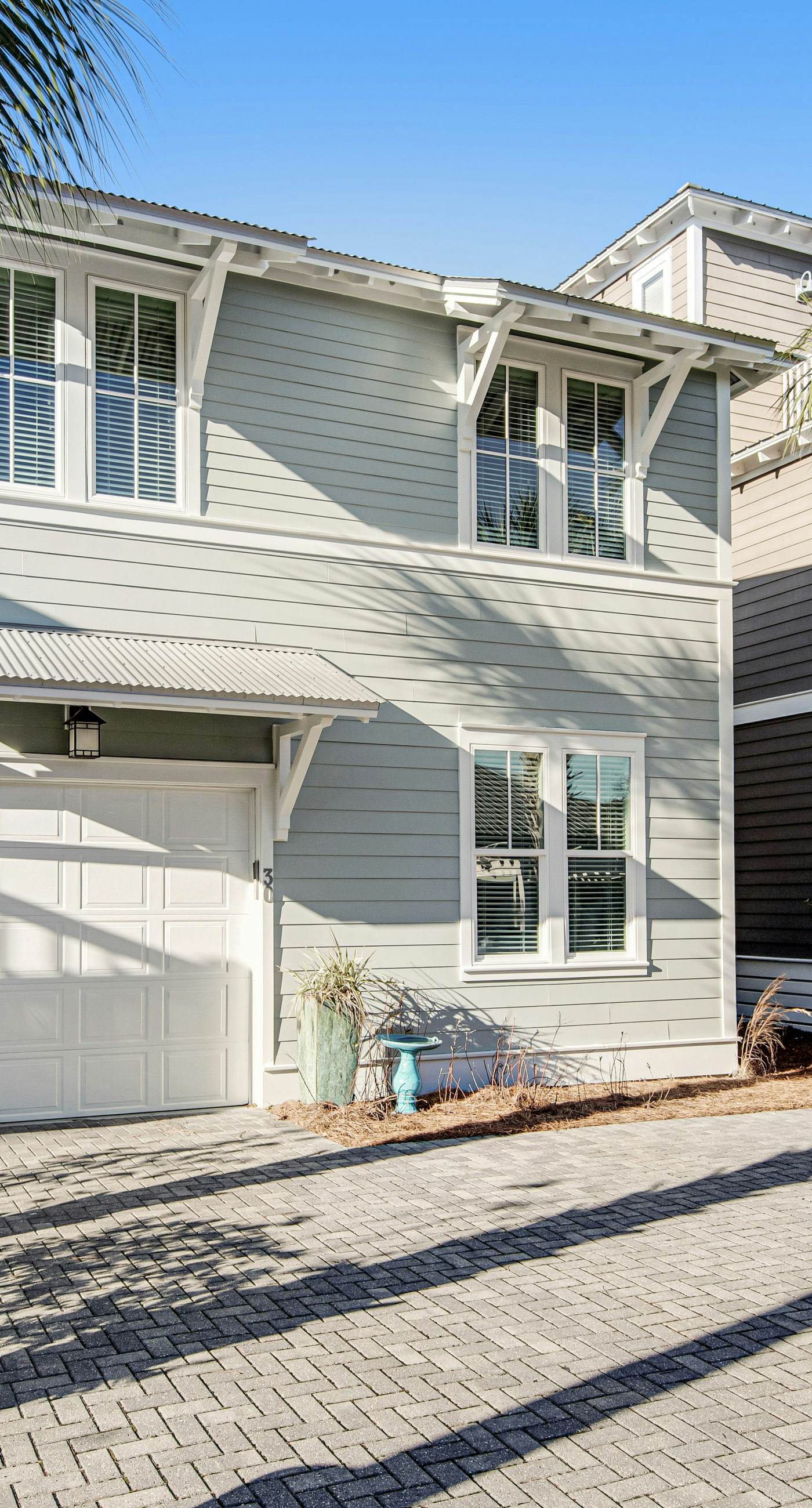 Gorgeous coastal home w/ shared pool - walk to beach, dining & shopping