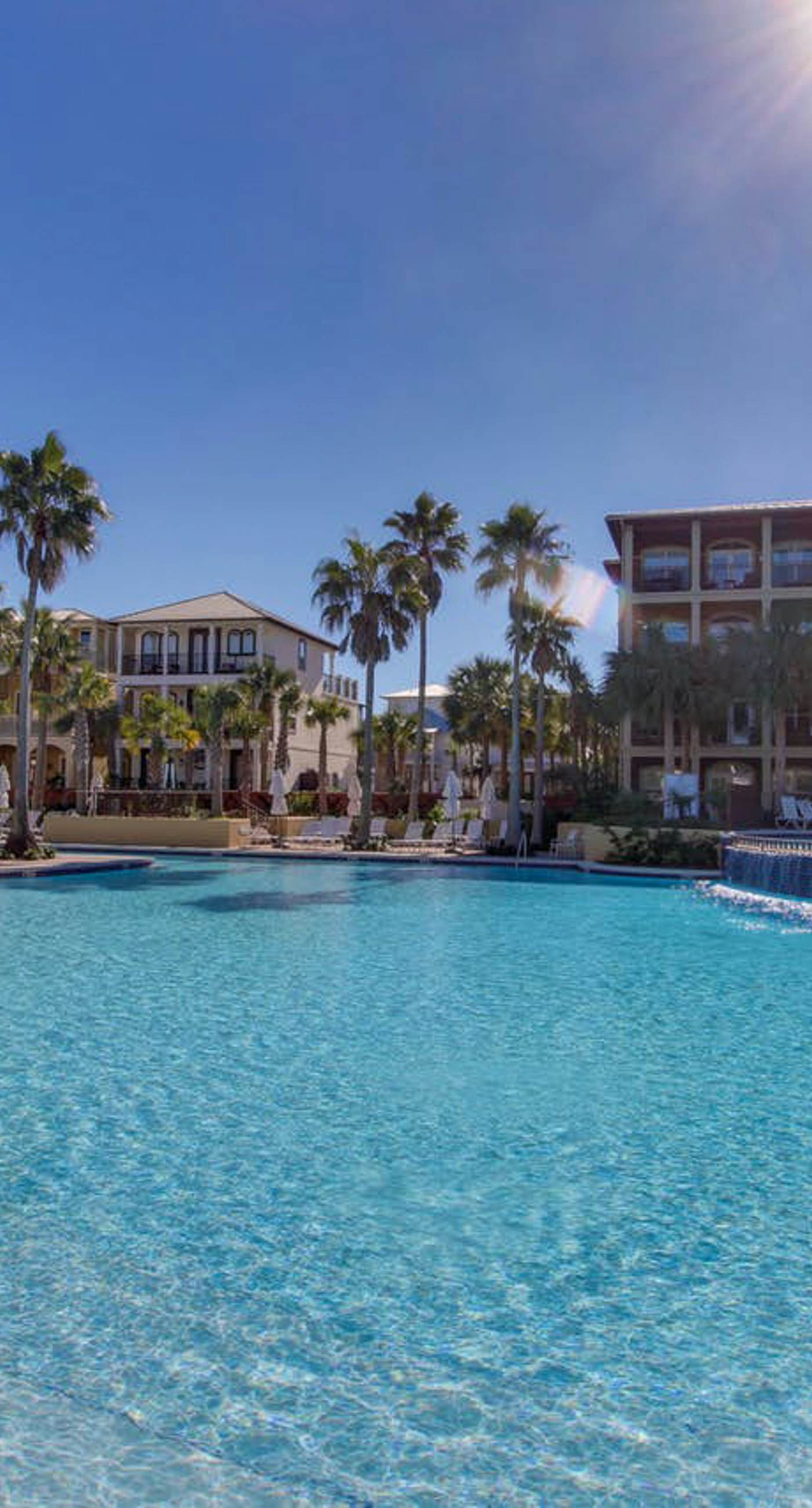 Gorgeous coastal home w/ shared pool - walk to beach, dining & shopping